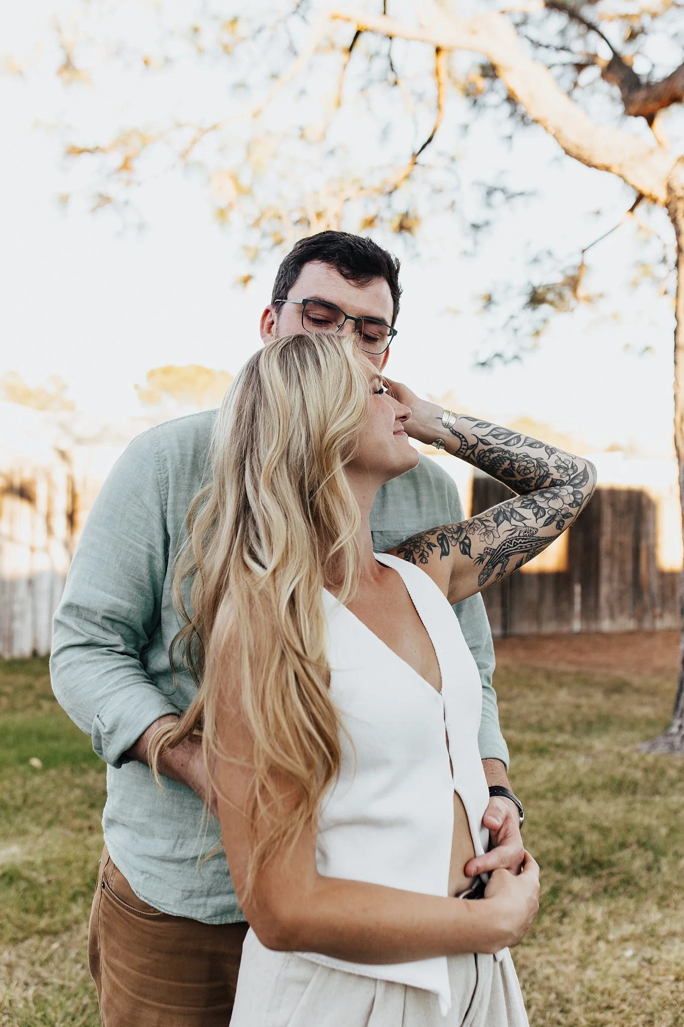 Alicia+lucia+photography+-+home+-+engagement+-+southwest+engagement+-+backyard+wedding_0007.jpg