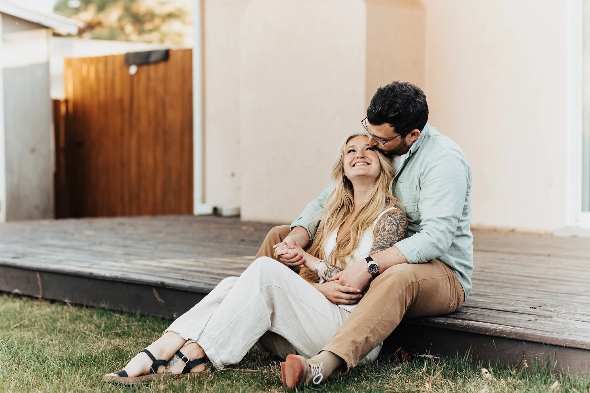 Alicia+lucia+photography+-+home+-+engagement+-+southwest+engagement+-+backyard+wedding_0021.jpg