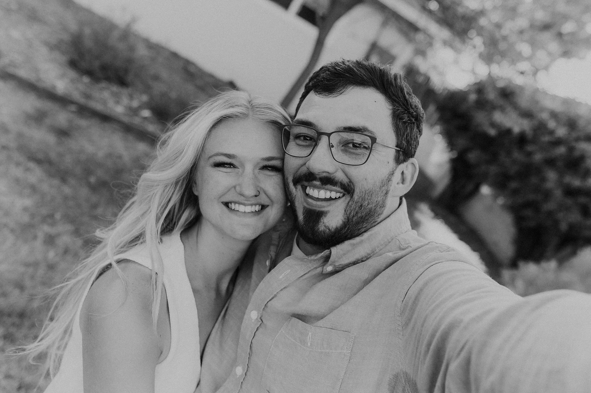 Alicia+lucia+photography+-+home+-+engagement+-+southwest+engagement+-+backyard+wedding_0034.jpg