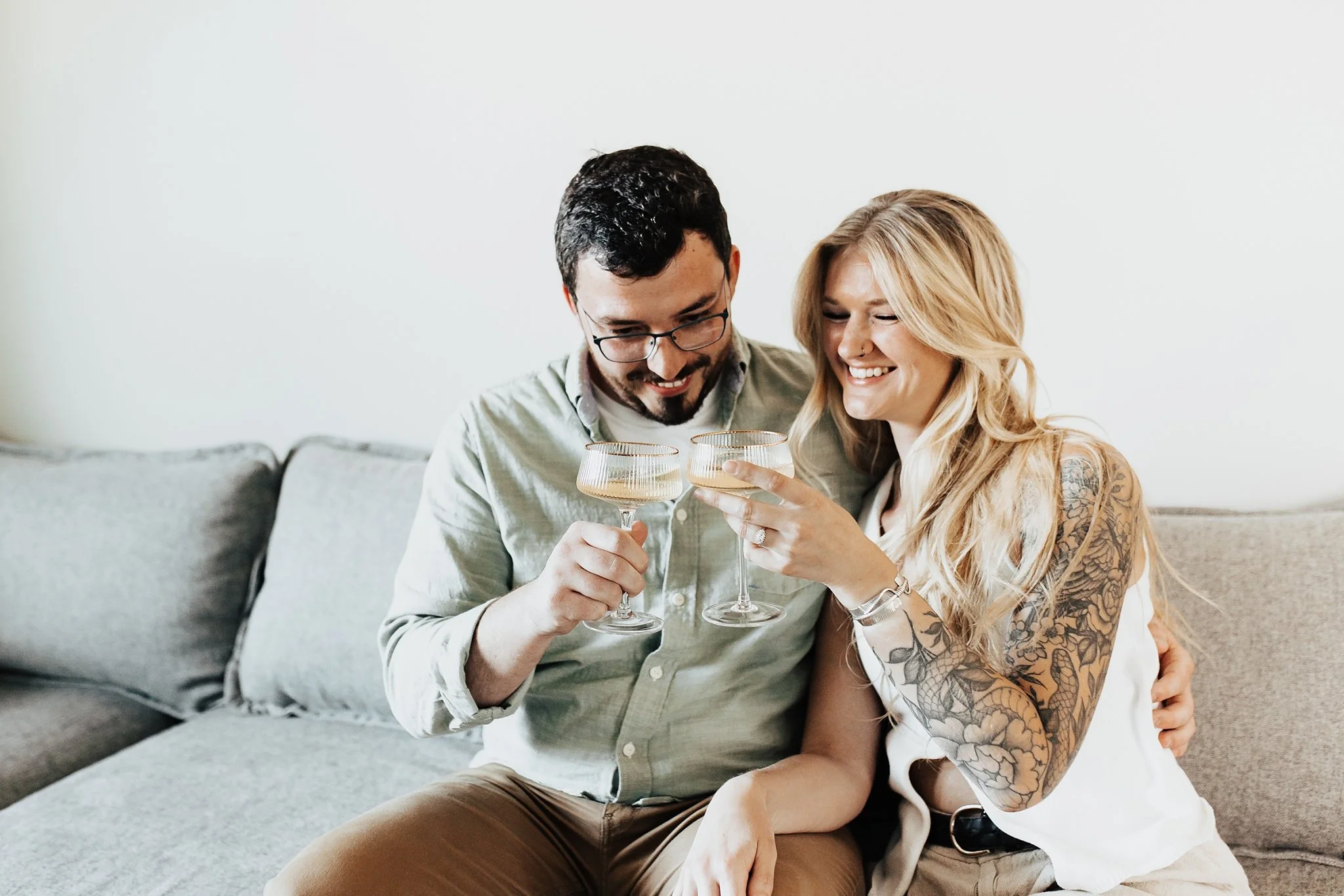 Alicia+lucia+photography+-+home+-+engagement+-+southwest+engagement+-+backyard+wedding_0048.jpg