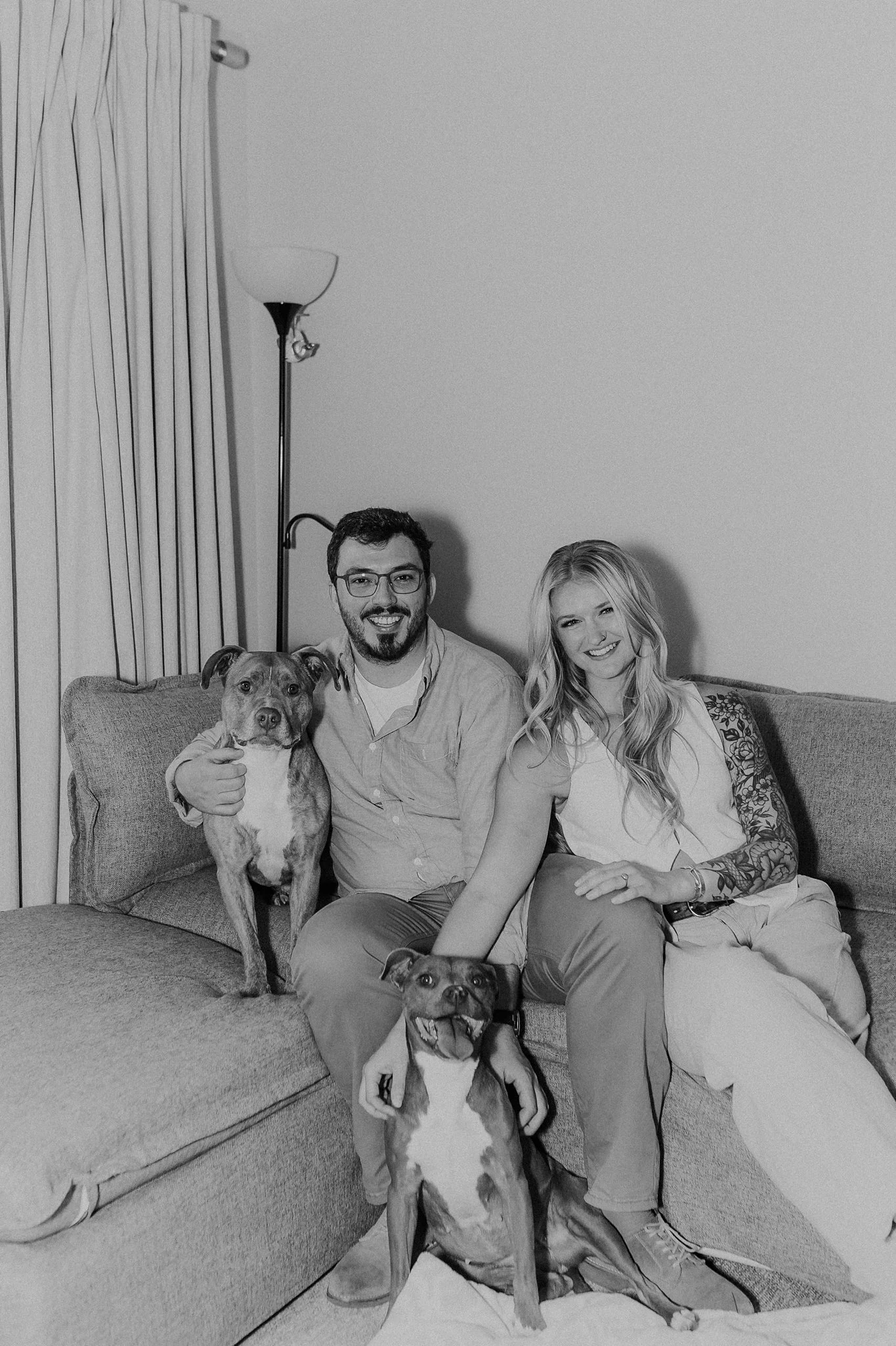 Alicia+lucia+photography+-+home+-+engagement+-+southwest+engagement+-+backyard+wedding_0054.jpg
