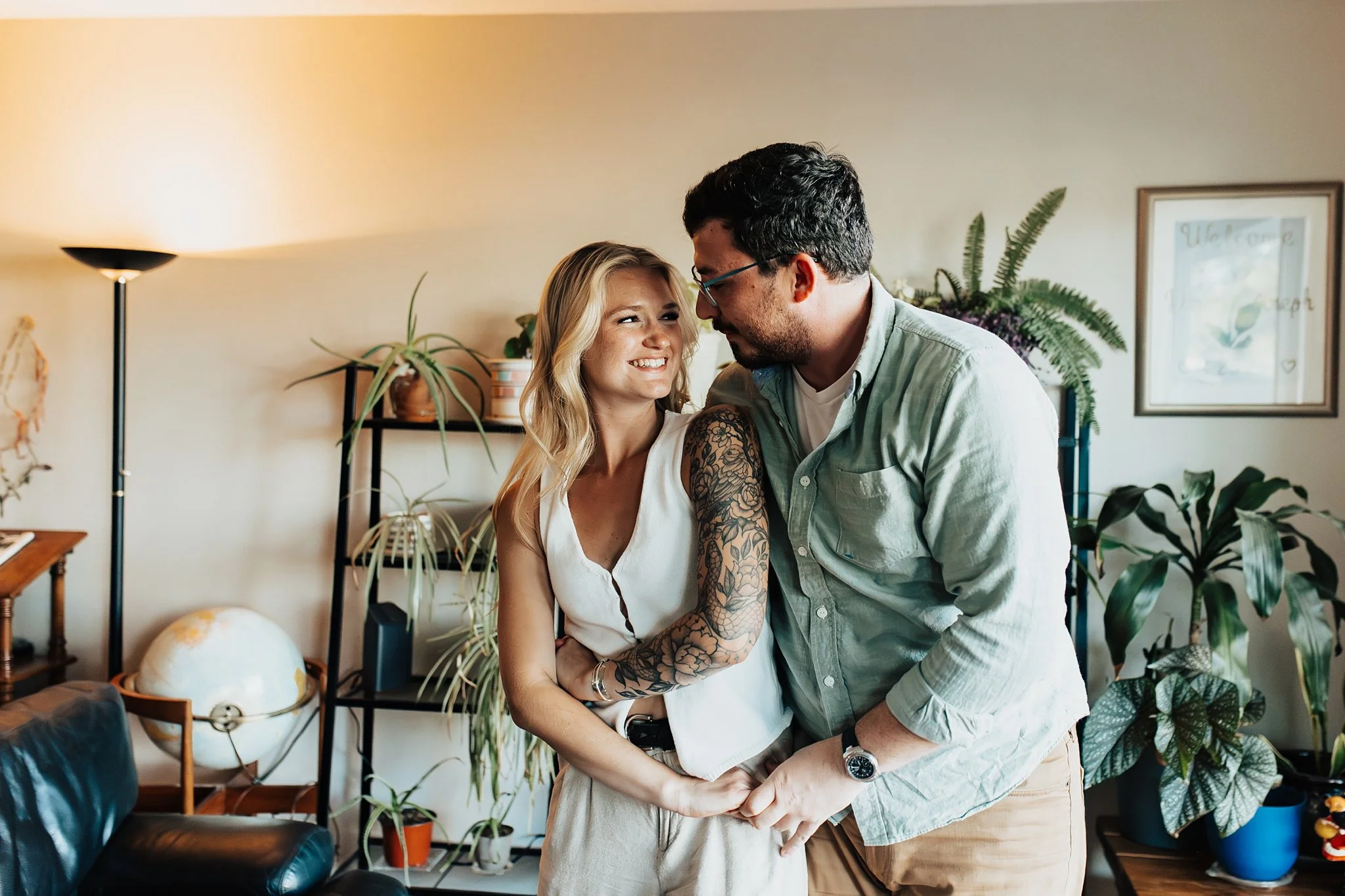 Alicia+lucia+photography+-+home+-+engagement+-+southwest+engagement+-+backyard+wedding_0069.jpg