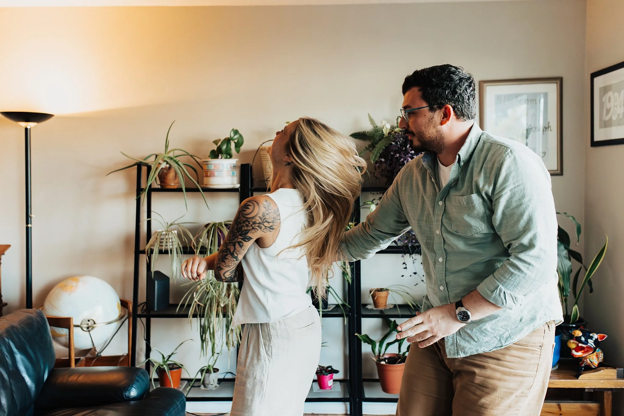 Alicia+lucia+photography+-+home+-+engagement+-+southwest+engagement+-+backyard+wedding_0072.jpg