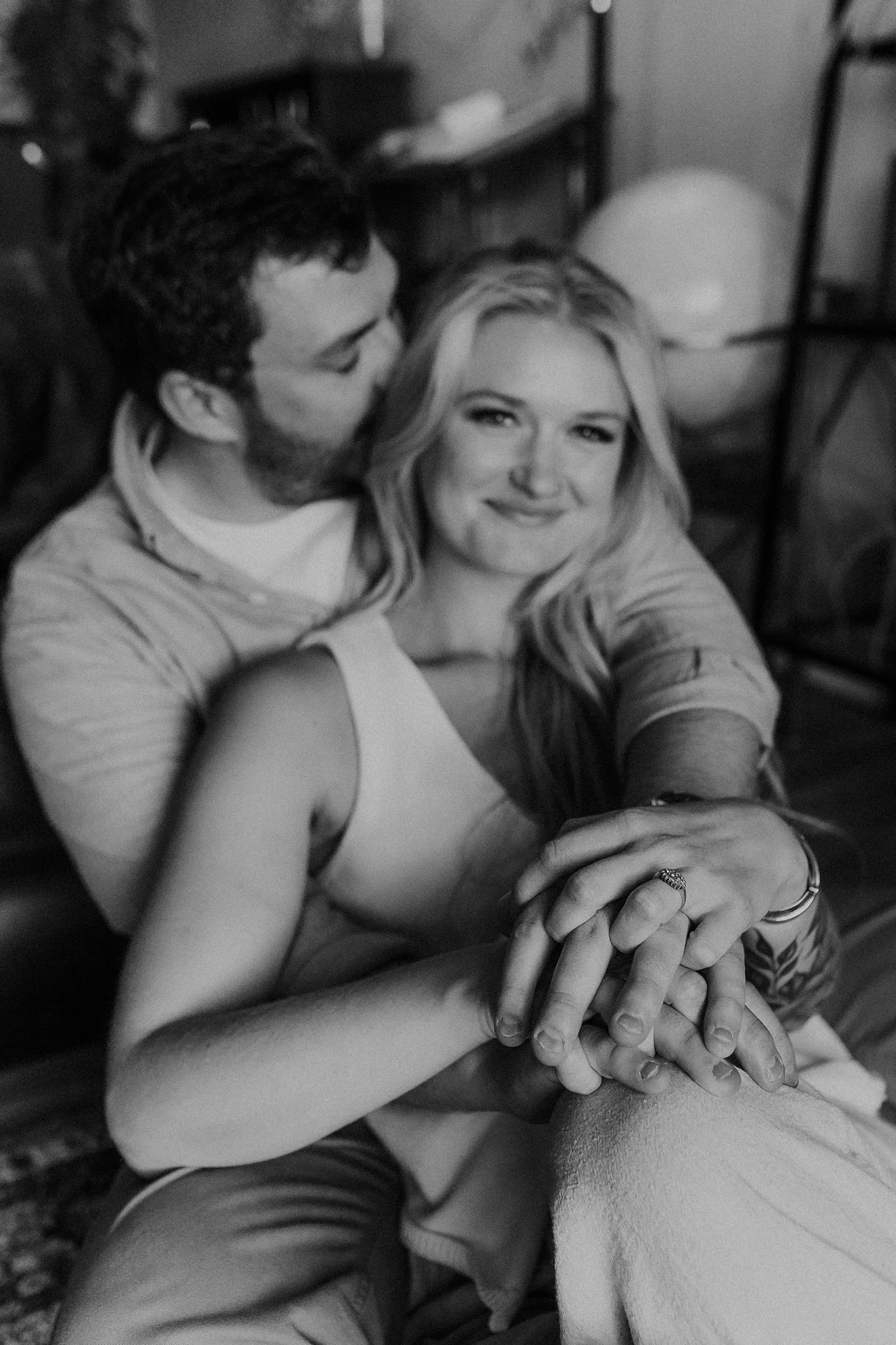 Alicia+lucia+photography+-+home+-+engagement+-+southwest+engagement+-+backyard+wedding_0081.jpg