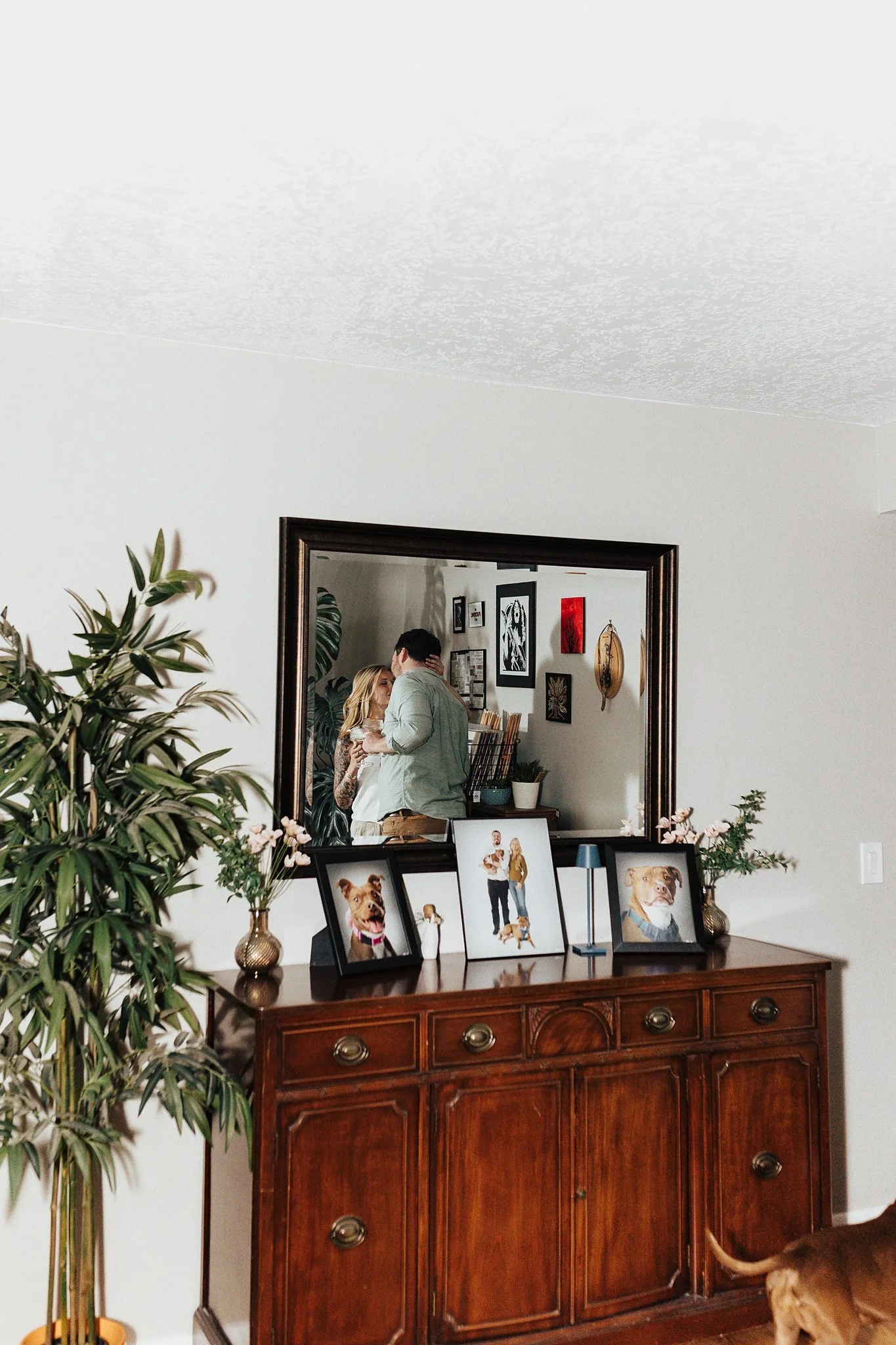 Alicia+lucia+photography+-+home+-+engagement+-+southwest+engagement+-+backyard+wedding_0087.jpg