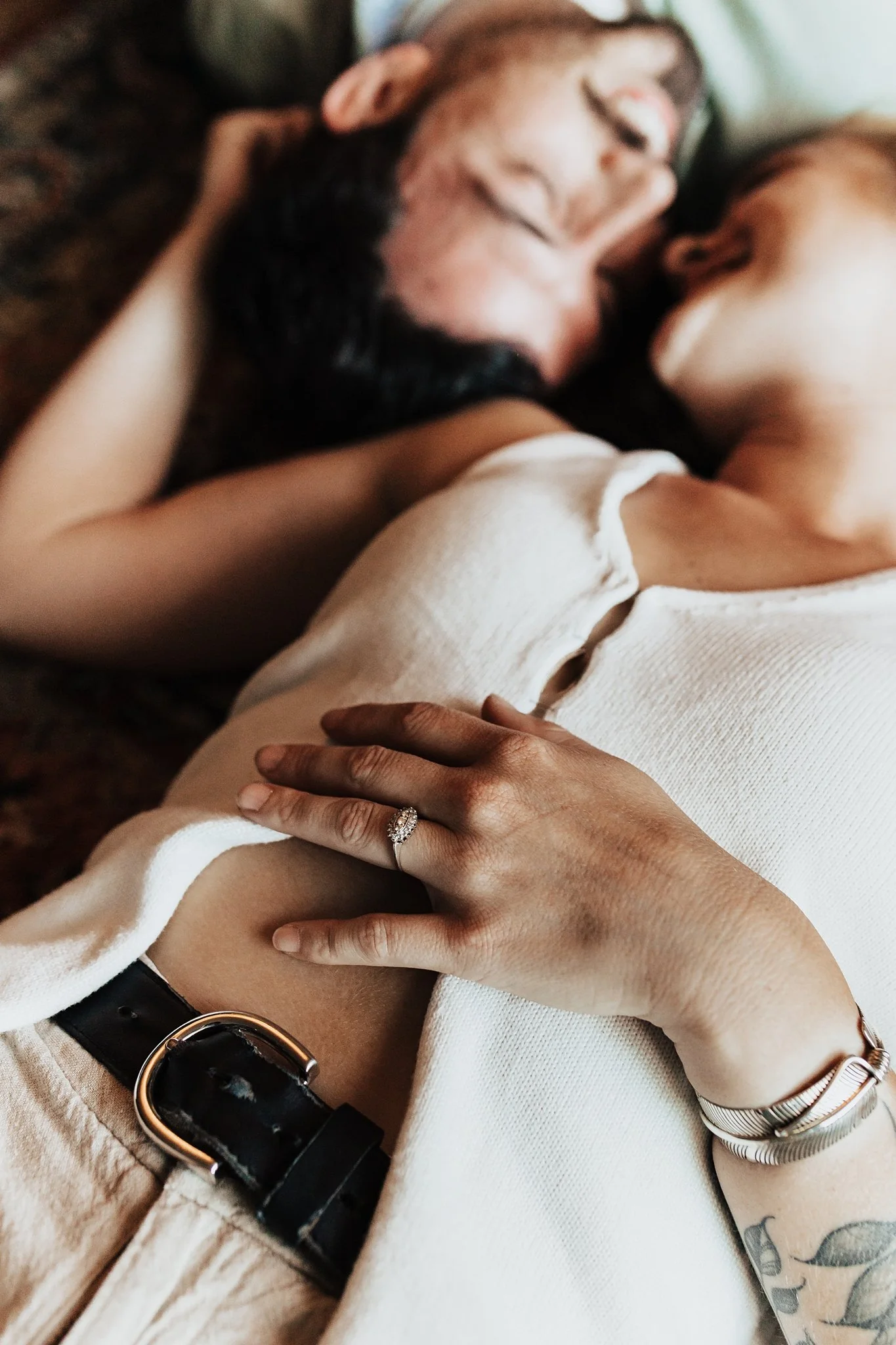 Alicia+lucia+photography+-+home+-+engagement+-+southwest+engagement+-+backyard+wedding_0091.jpg