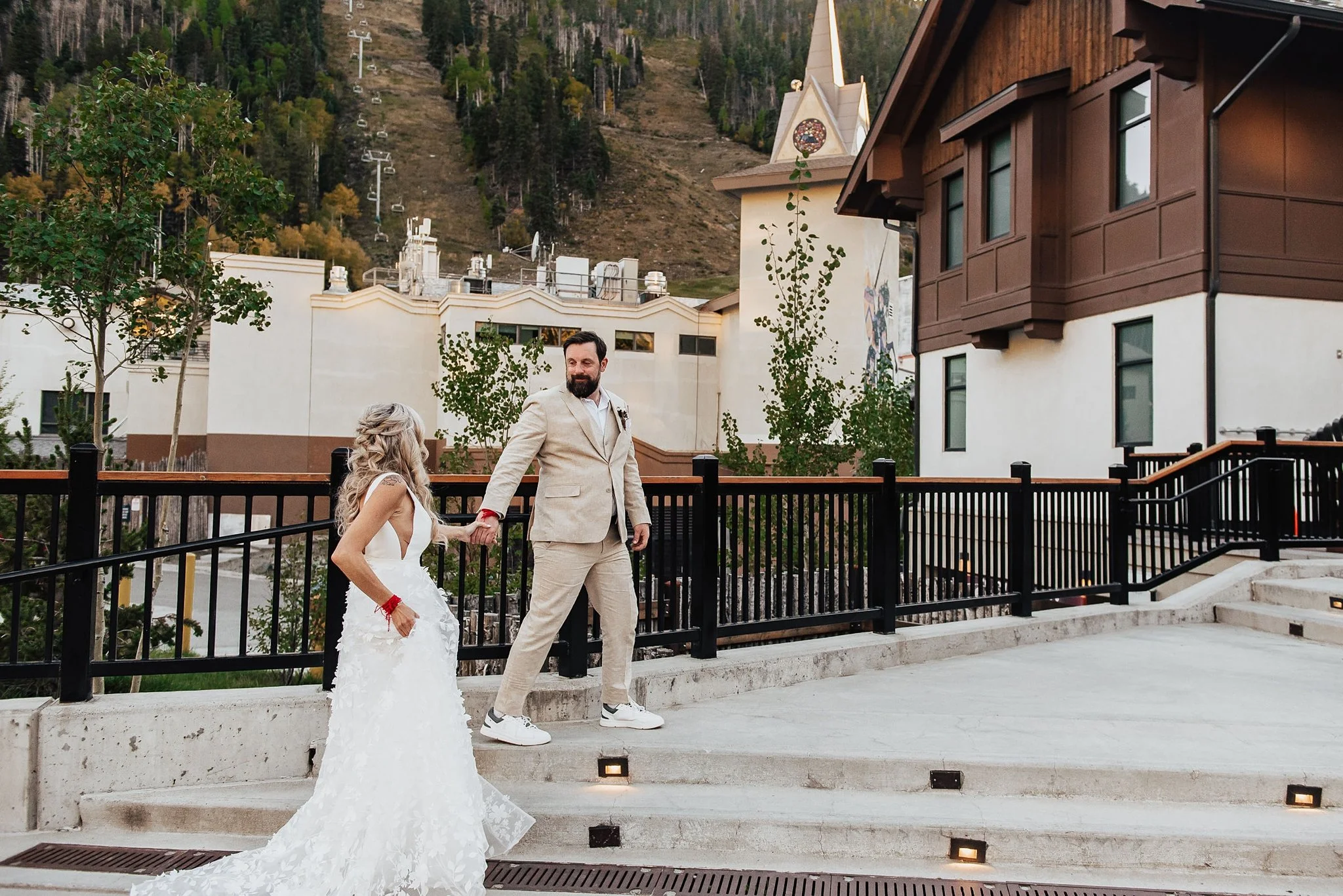 Alicia+lucia+photography+-+taos+wedding+-+taos+ski+valley+-+taos+ski+valley+wedding_0001.jpg