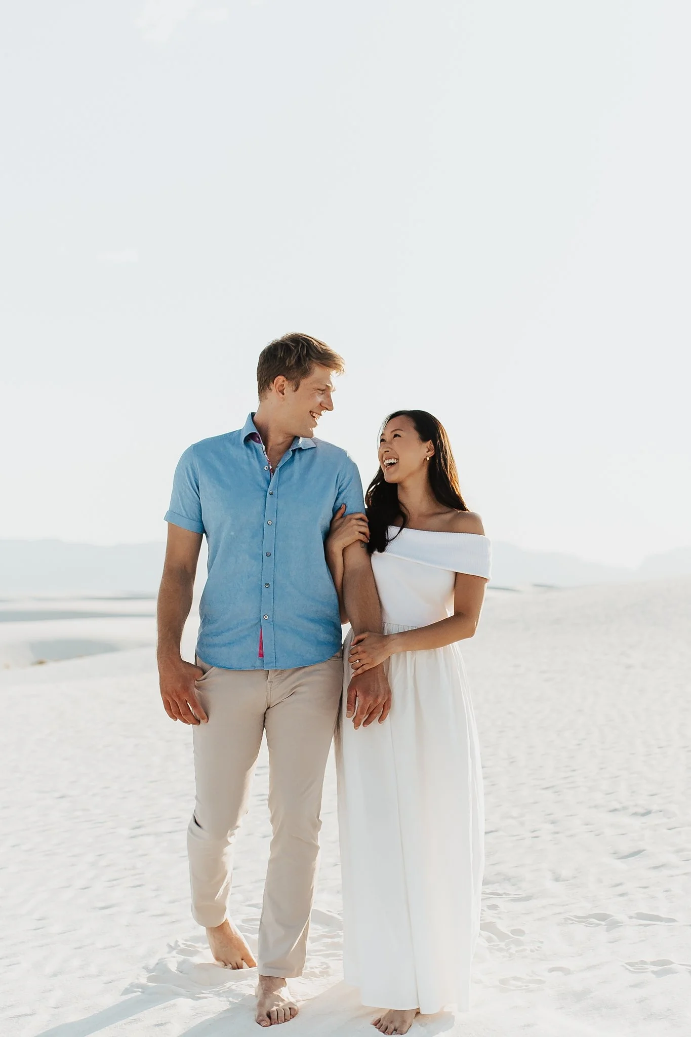 Alicia+lucia+photography+-+white+sands+-+white+sands+national+park+-+white+sands+engagement_0002.jpg