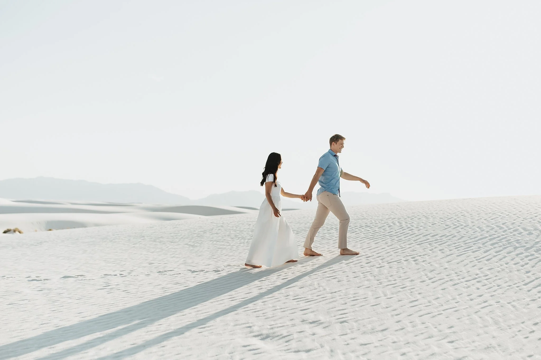 Alicia+lucia+photography+-+white+sands+-+white+sands+national+park+-+white+sands+engagement_0024.jpg