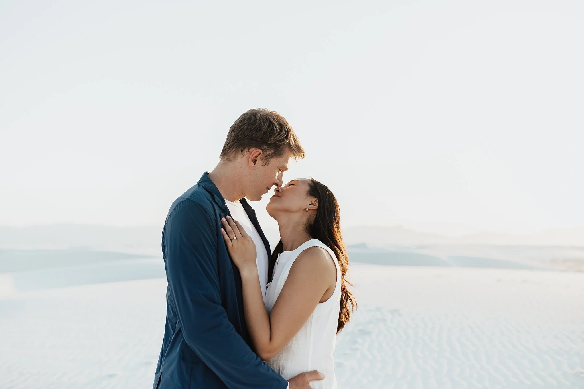 Alicia+lucia+photography+-+white+sands+-+white+sands+national+park+-+white+sands+engagement_0025.jpg