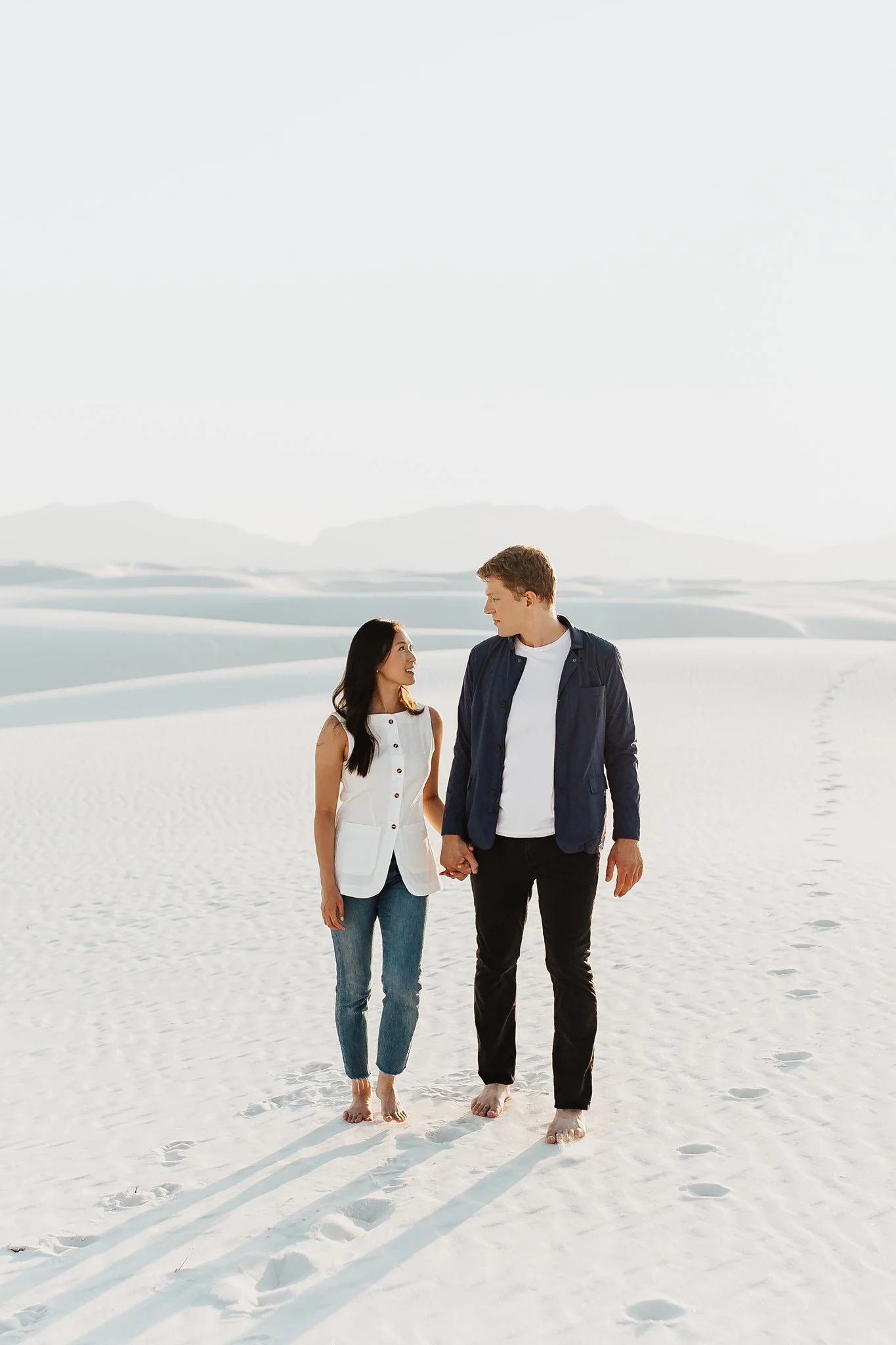 Alicia+lucia+photography+-+white+sands+-+white+sands+national+park+-+white+sands+engagement_0033.jpg