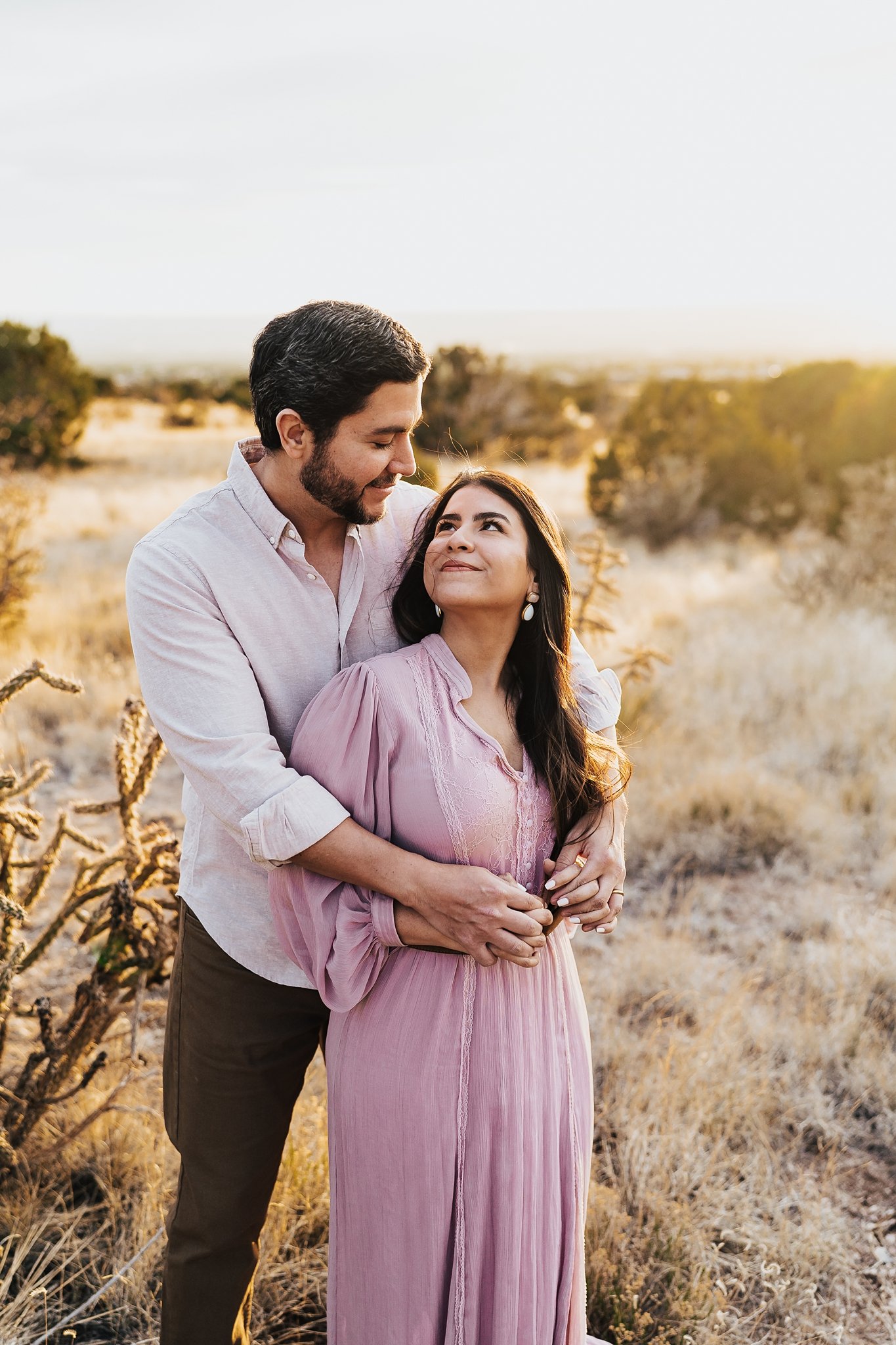 Alicia+lucia+photography+-+desert+engagement+-+southwest+engagement+-+santa+fe+engagement_0007.jpg