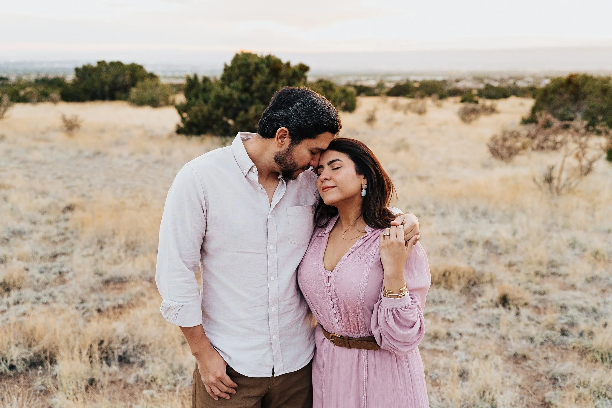 Alicia+lucia+photography+-+desert+engagement+-+southwest+engagement+-+santa+fe+engagement_0062.jpg