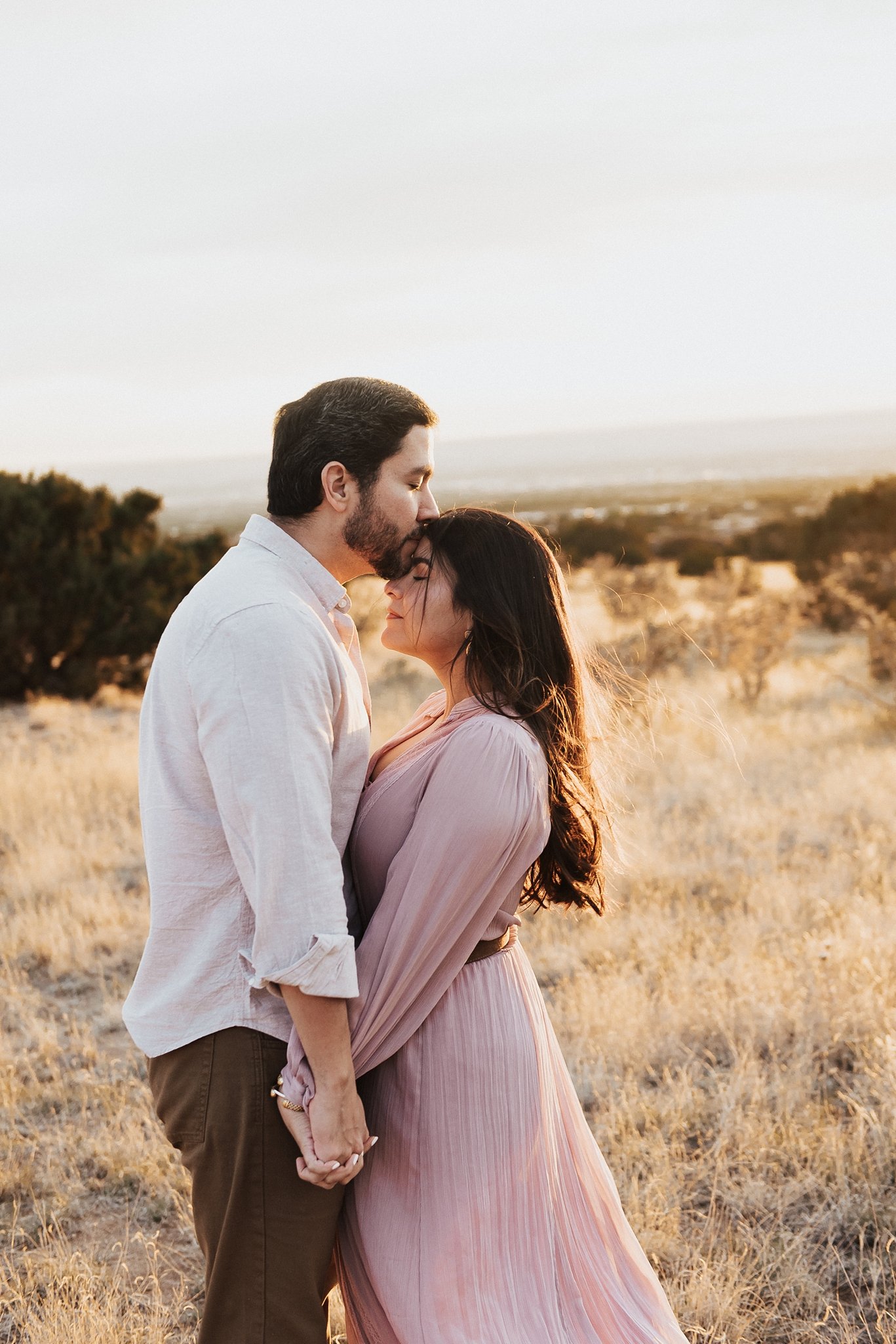 Alicia+lucia+photography+-+desert+engagement+-+southwest+engagement+-+santa+fe+engagement_0070.jpg