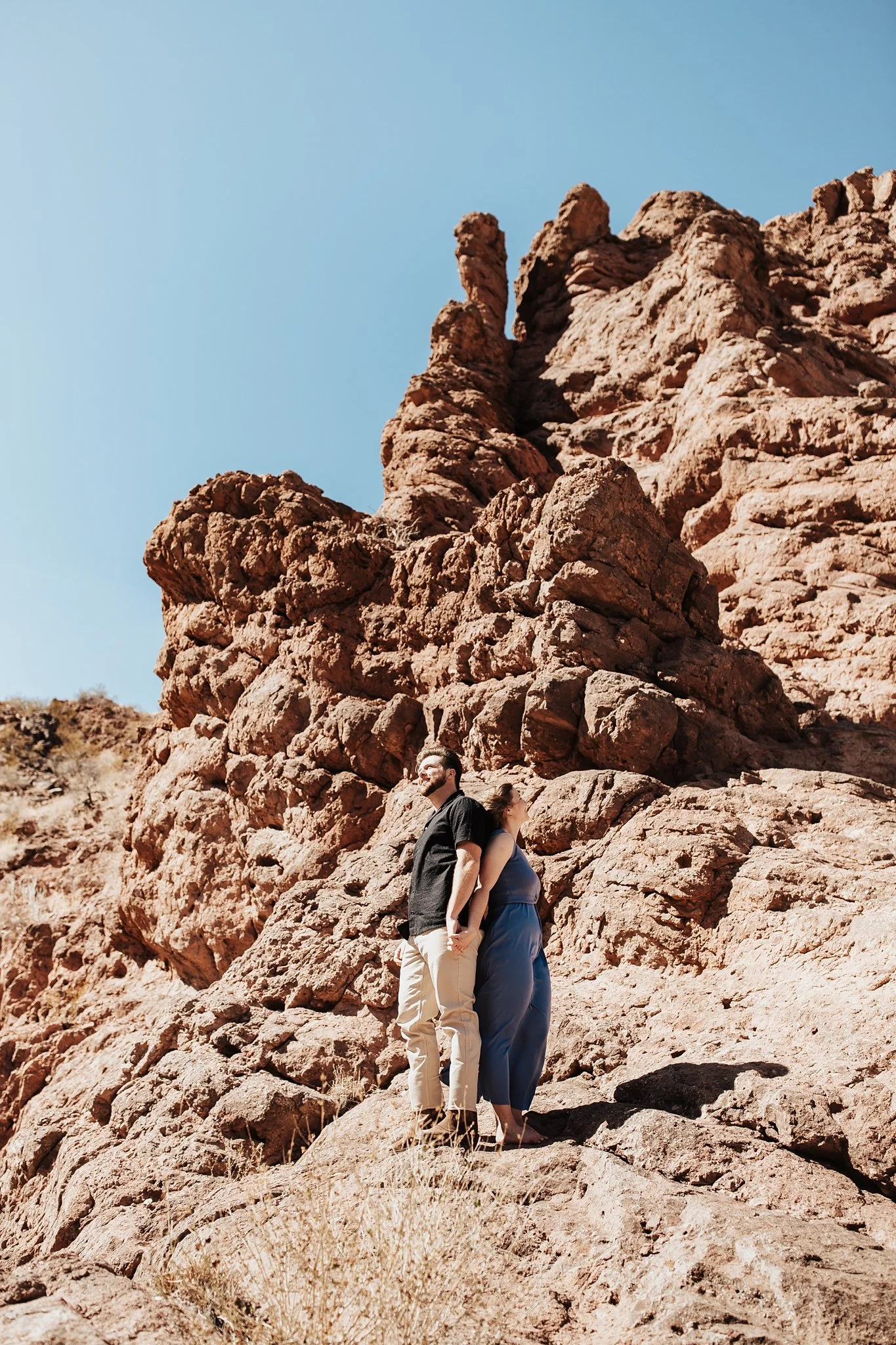 Alicia+lucia+photography+-+desert+engagement+-+southwest+engagement+-+san+lorenzo+canyon+engagement_0018.jpg
