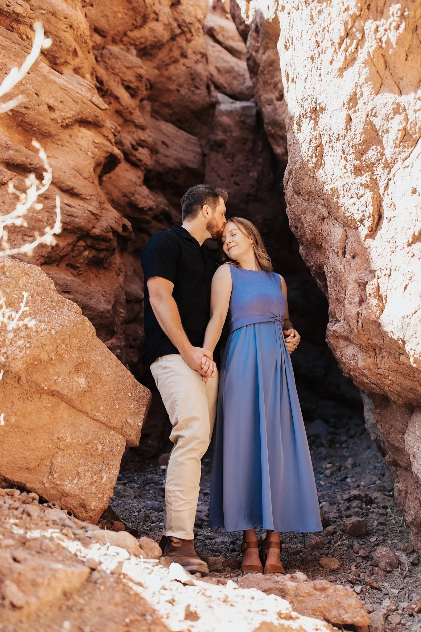 Alicia+lucia+photography+-+desert+engagement+-+southwest+engagement+-+san+lorenzo+canyon+engagement_0027.jpg