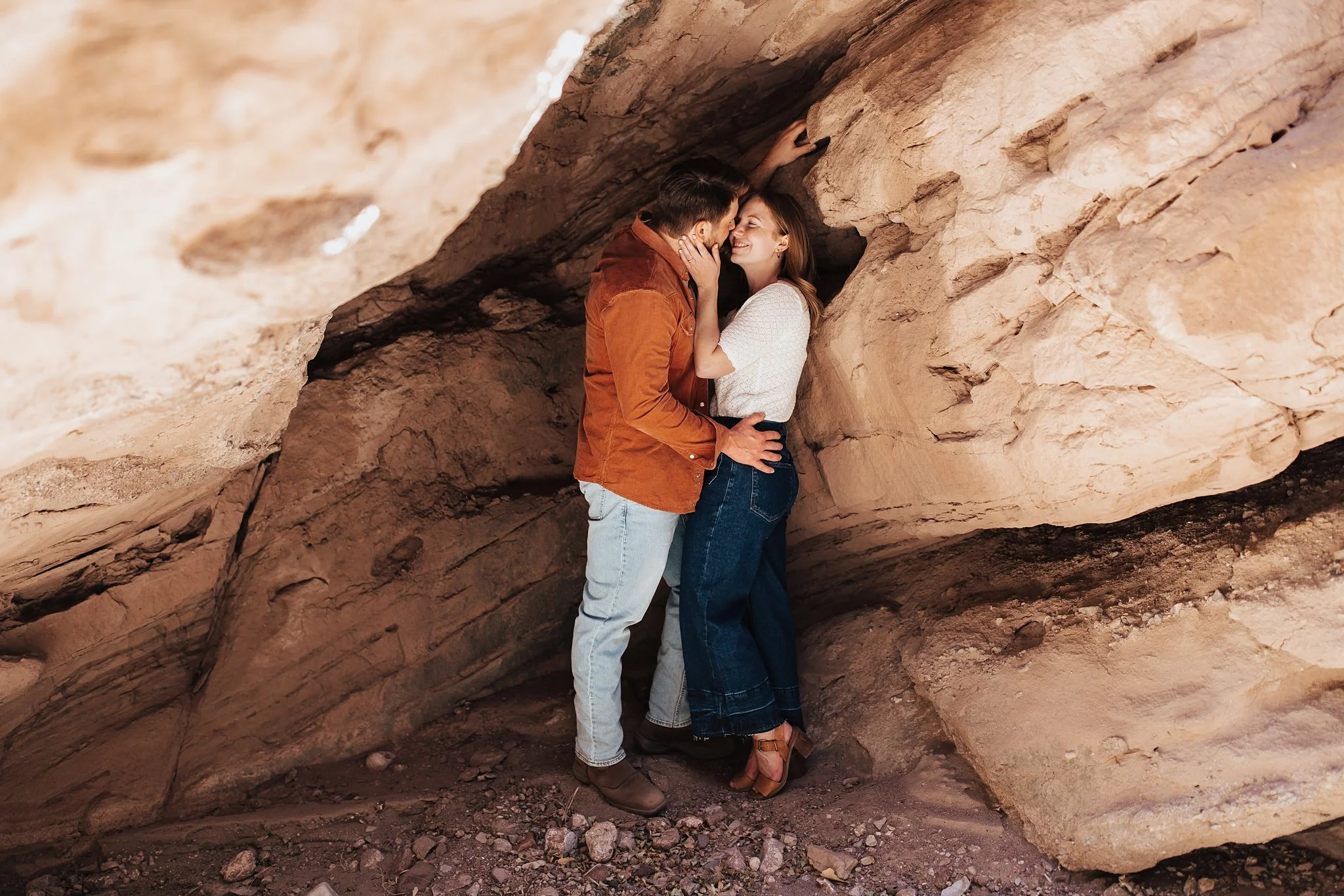 Alicia+lucia+photography+-+desert+engagement+-+southwest+engagement+-+san+lorenzo+canyon+engagement_0038.jpg