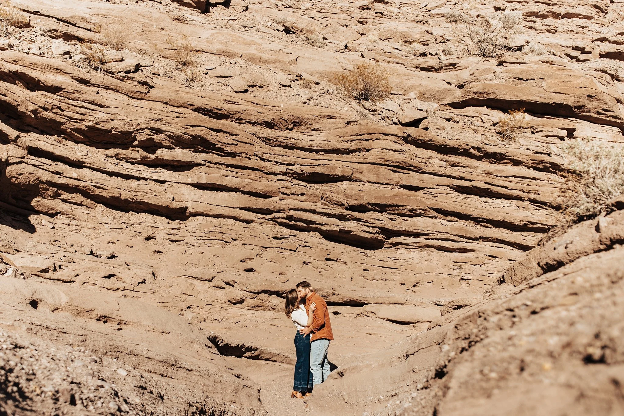 Alicia+lucia+photography+-+desert+engagement+-+southwest+engagement+-+san+lorenzo+canyon+engagement_0052.jpg