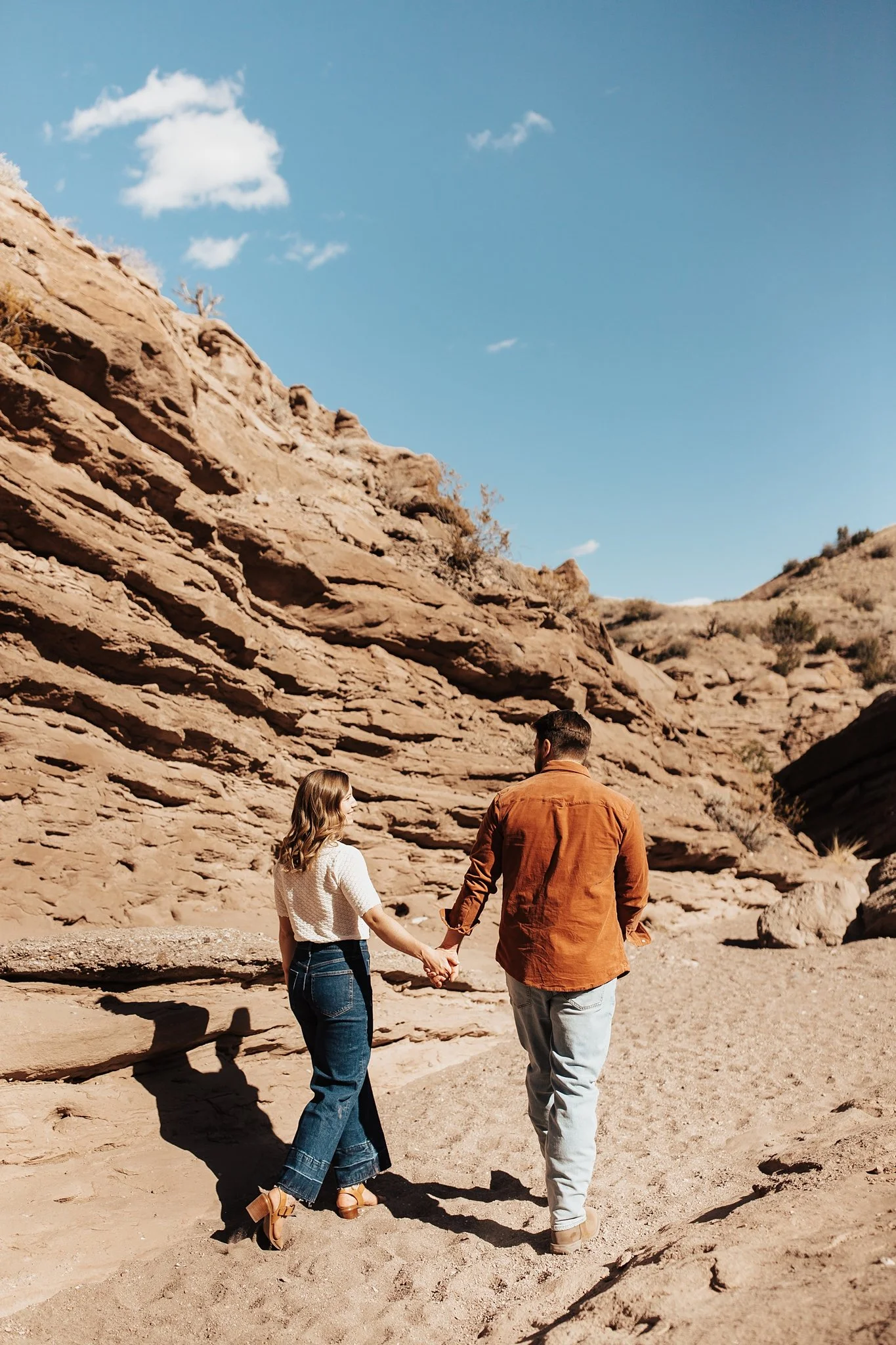 Alicia+lucia+photography+-+desert+engagement+-+southwest+engagement+-+san+lorenzo+canyon+engagement_0054.jpg