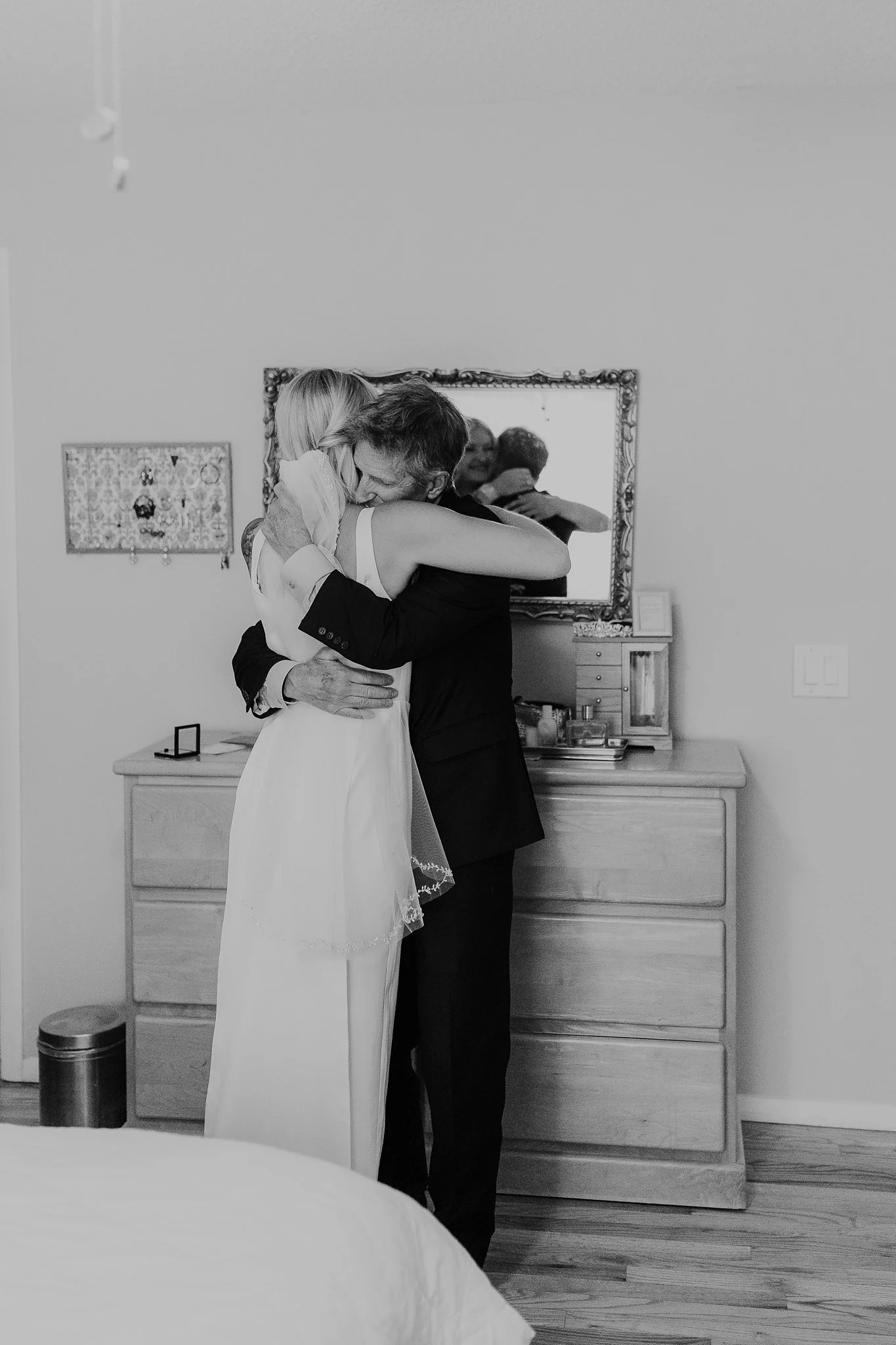 Alicia+lucia+photography+-+backyard+wedding+-+destination+wedding+-+albuquerque+wedding_0022.jpg