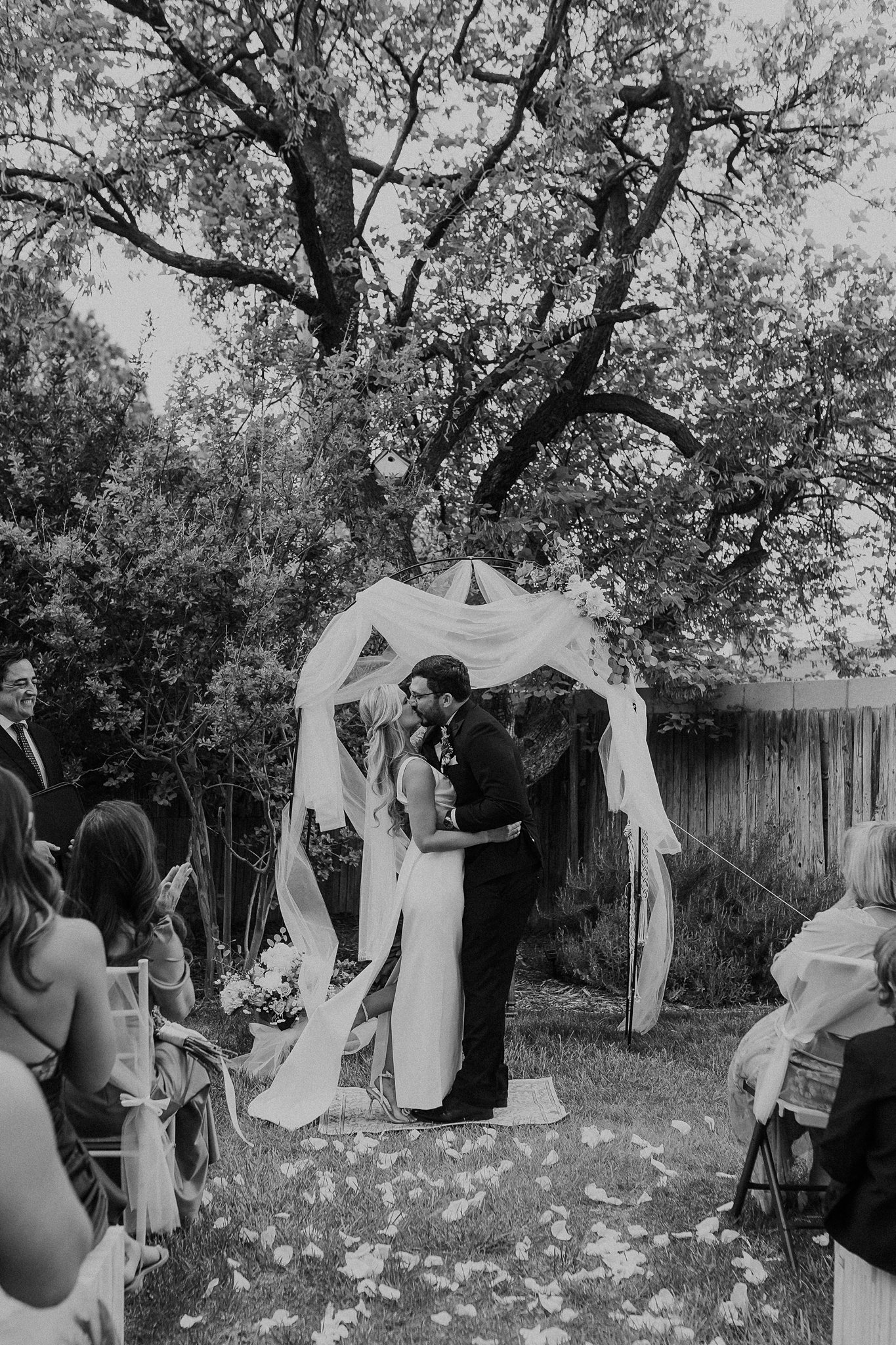 Alicia+lucia+photography+-+backyard+wedding+-+destination+wedding+-+albuquerque+wedding_0057.jpg