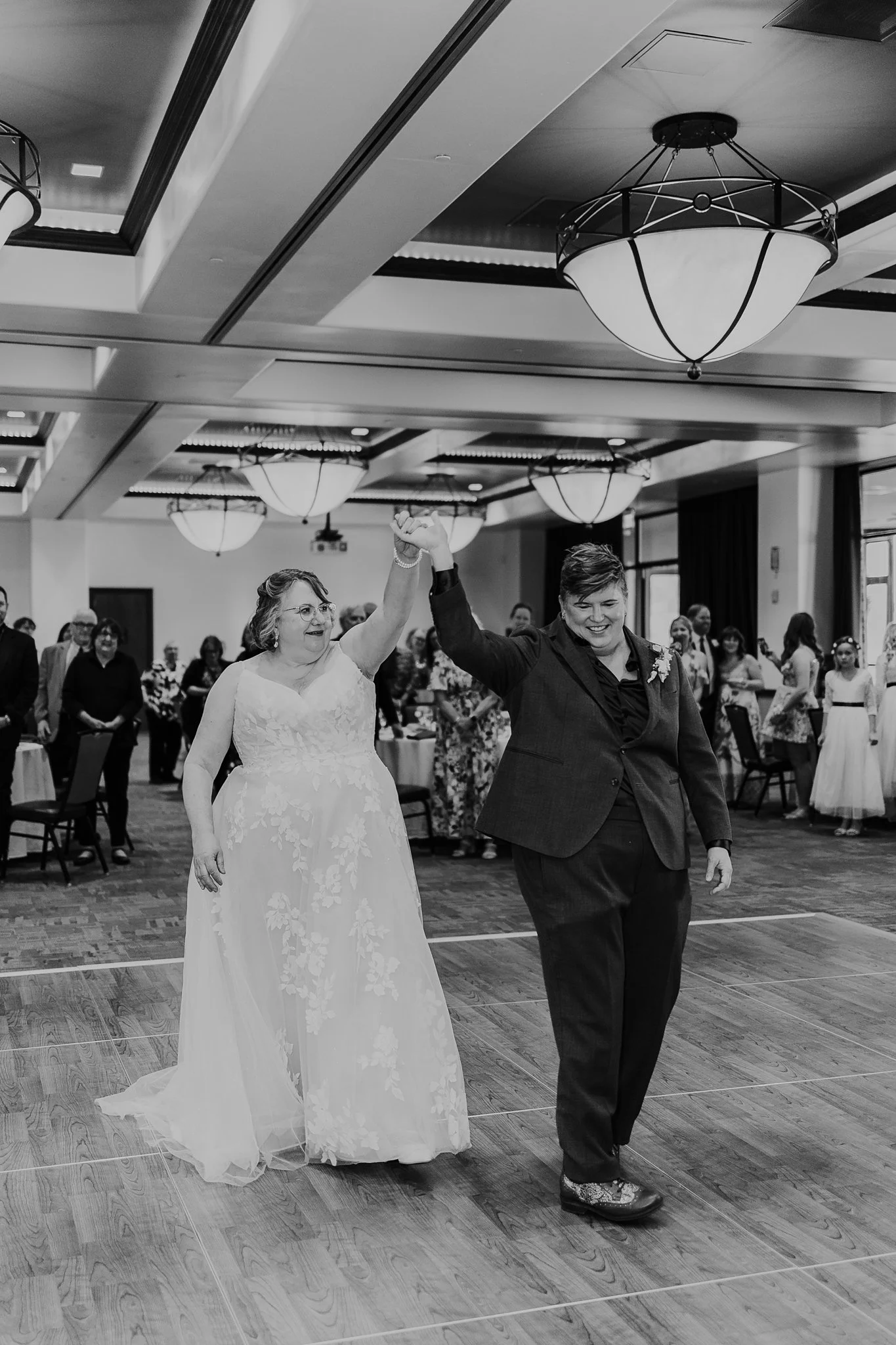 Alicia+lucia+photography+-+southwest+wedding+-+sandia+golf+club+-+destination+wedding_0103.jpg