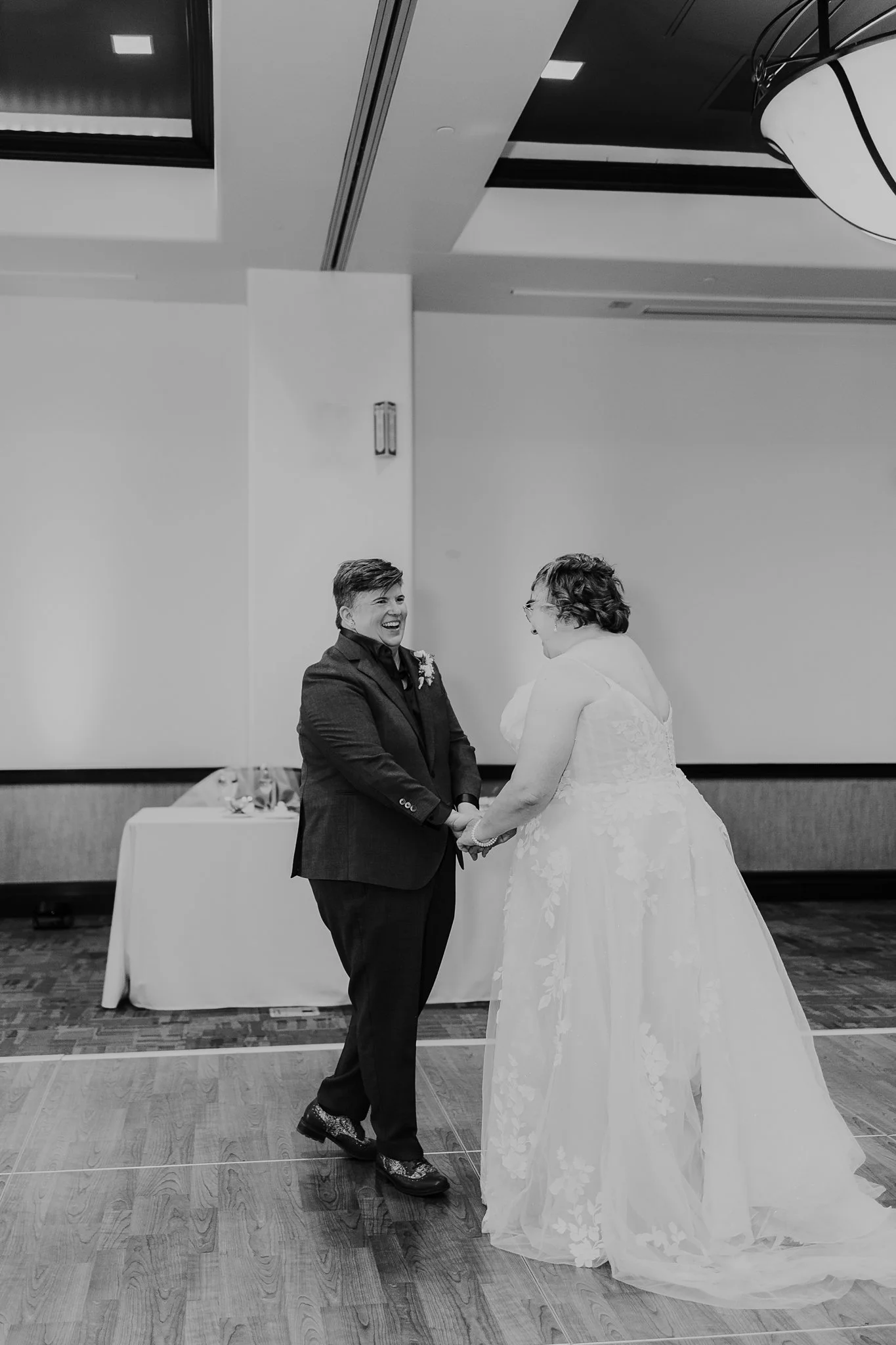 Alicia+lucia+photography+-+southwest+wedding+-+sandia+golf+club+-+destination+wedding_0104.jpg