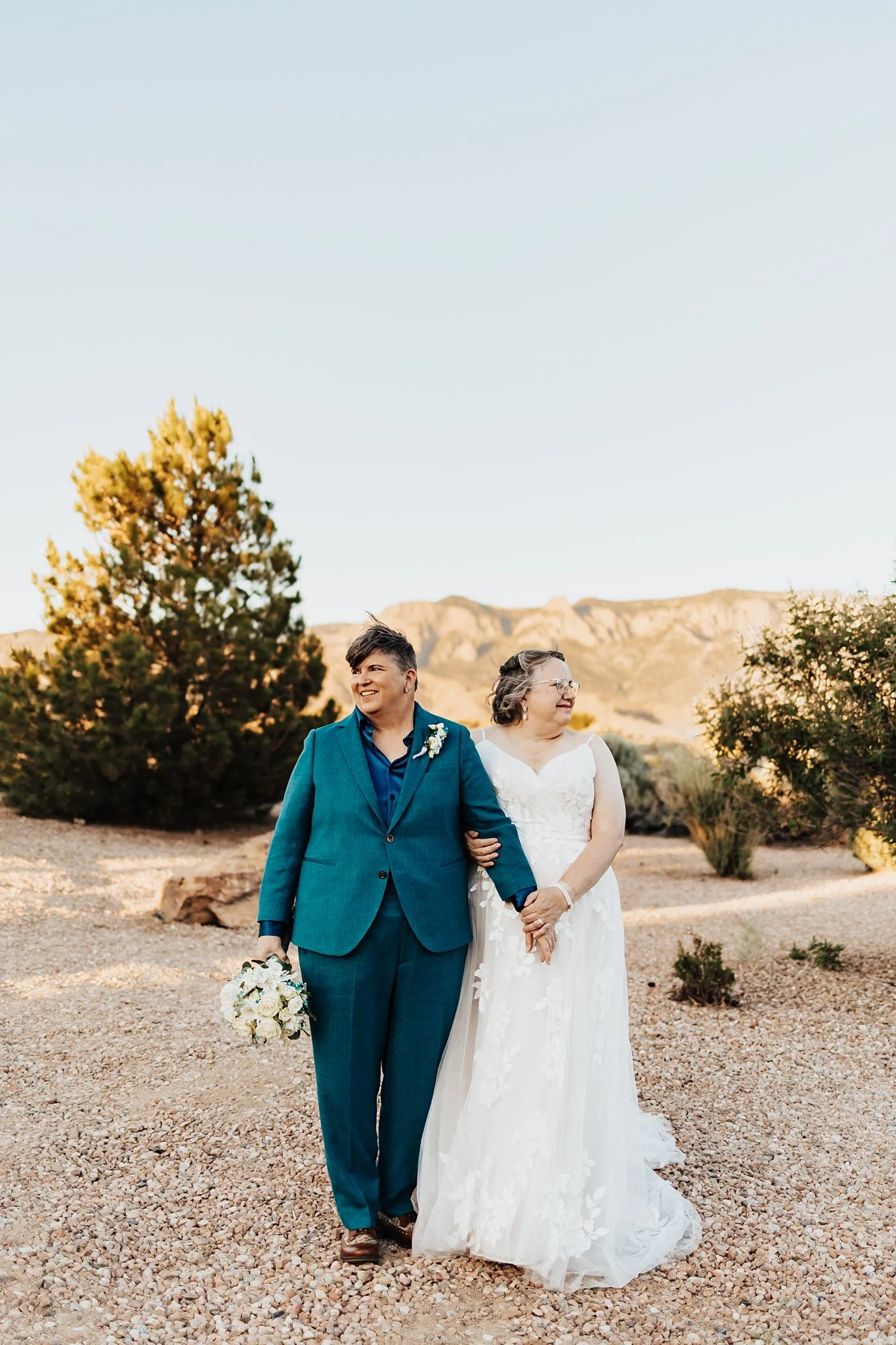 Alicia+lucia+photography+-+southwest+wedding+-+sandia+golf+club+-+destination+wedding_0120.jpg
