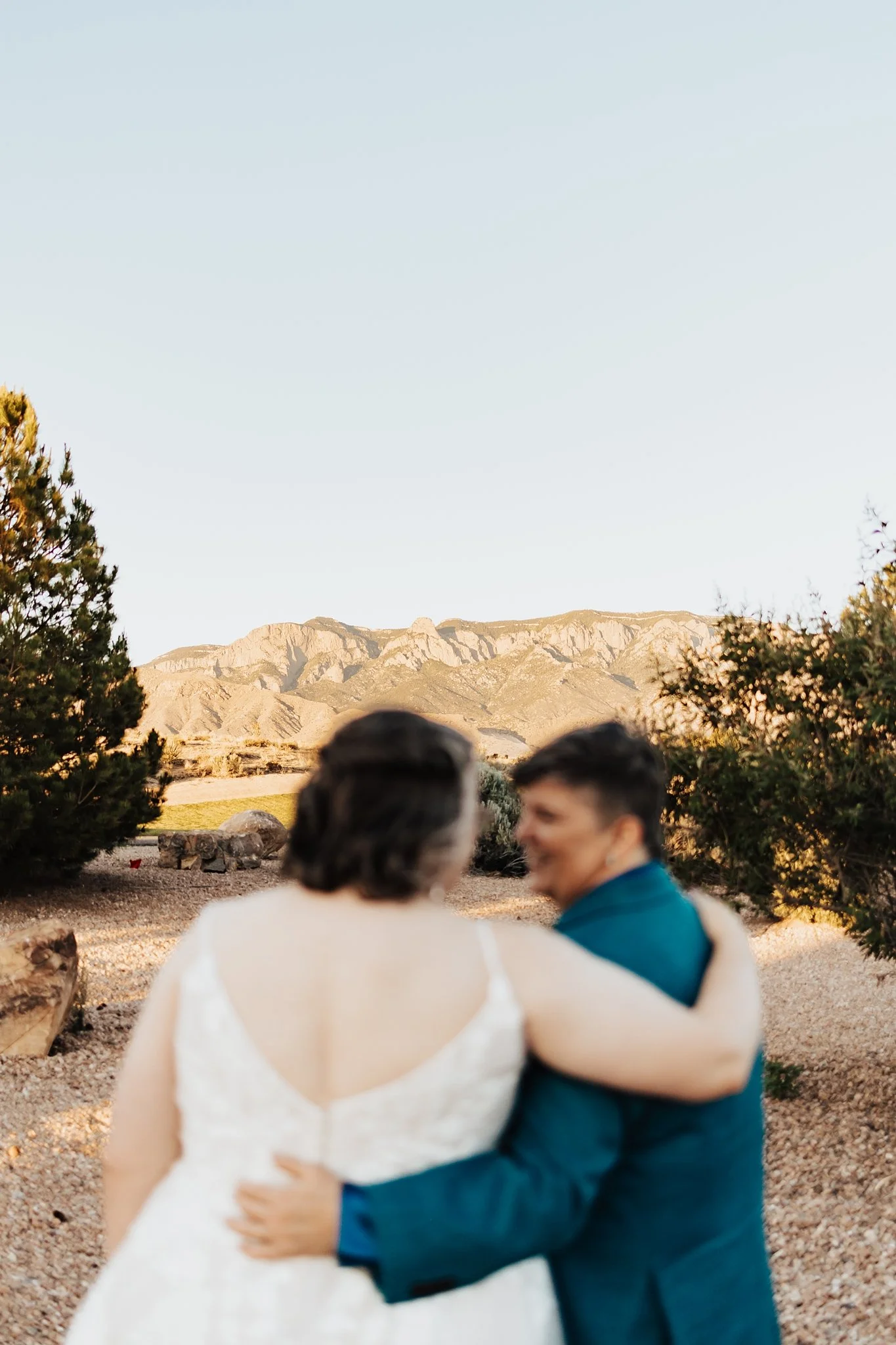 Alicia+lucia+photography+-+southwest+wedding+-+sandia+golf+club+-+destination+wedding_0123.jpg