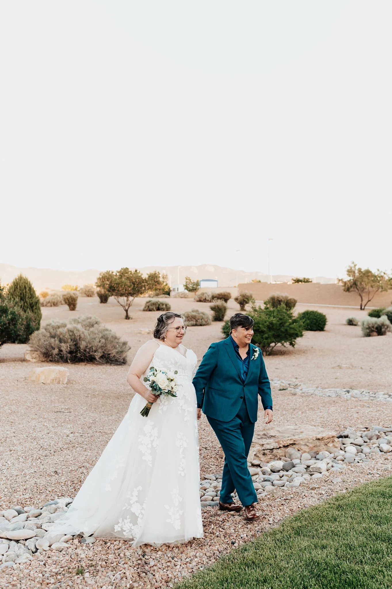Alicia+lucia+photography+-+southwest+wedding+-+sandia+golf+club+-+destination+wedding_0129.jpg