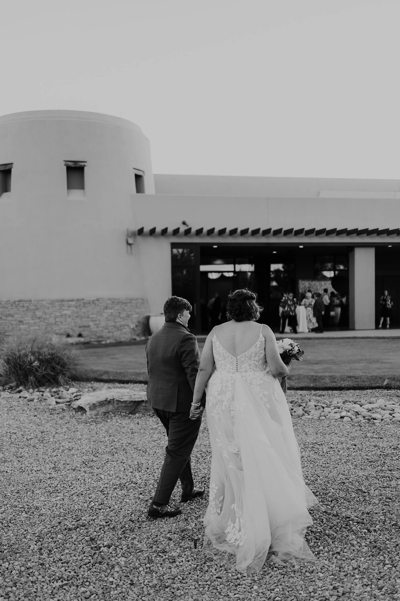 Alicia+lucia+photography+-+southwest+wedding+-+sandia+golf+club+-+destination+wedding_0130.jpg