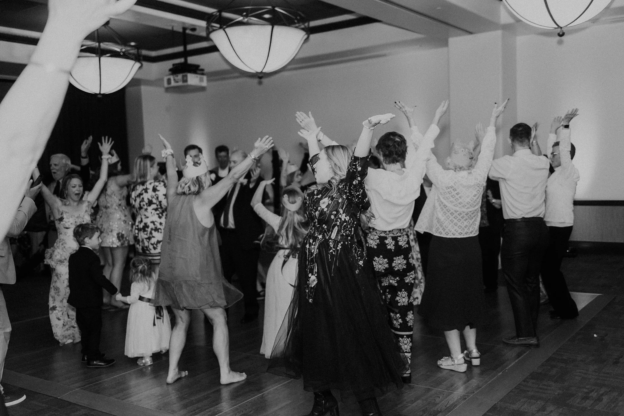 Alicia+lucia+photography+-+southwest+wedding+-+sandia+golf+club+-+destination+wedding_0137.jpg