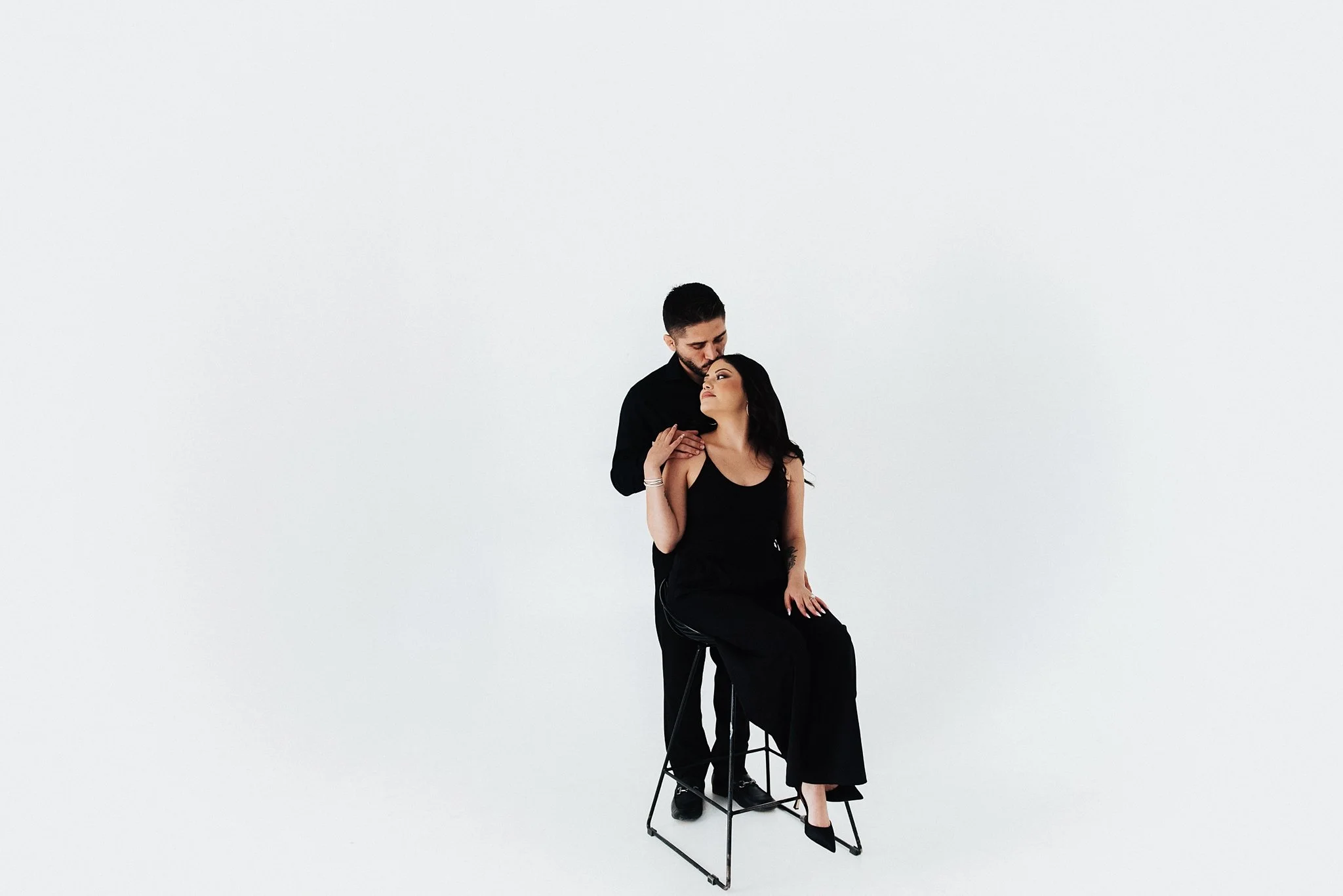 Alicia+lucia+photography+-+studio+engagement+-+studio+portraits+-+studio+wedding_0038.jpg