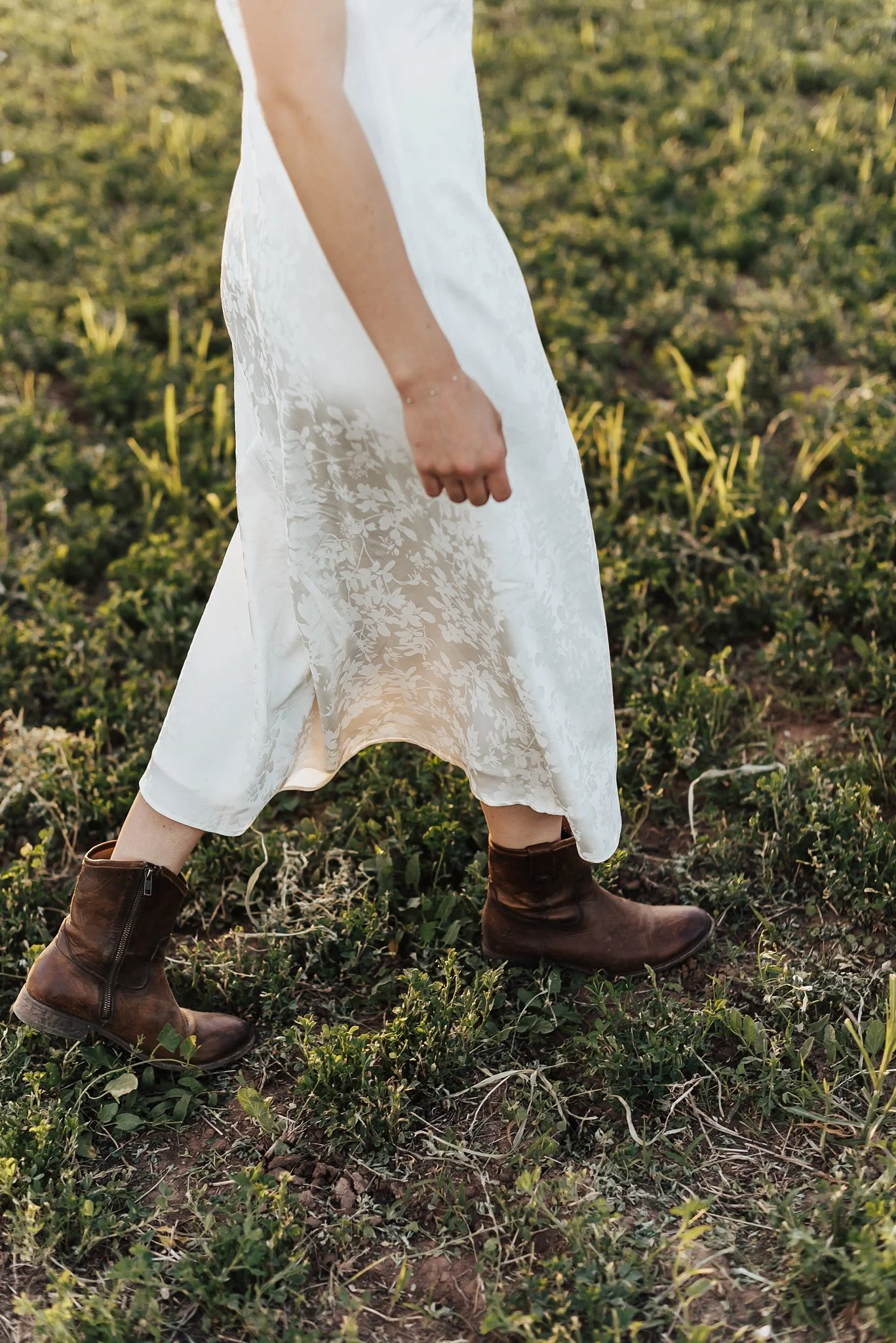 Alicia+lucia+photography+-+southwest+engagement+-+summer+engagement+-+tamaya+wedding_0027.jpg