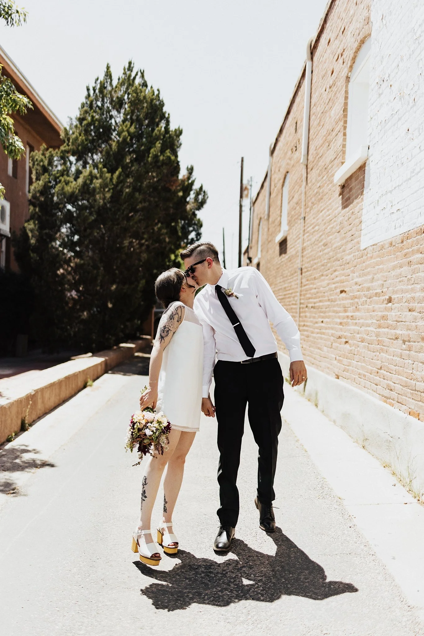 Alicia+lucia+photography+-+old+town+elopement+-+old+town+albuquerque++downtown+elopement_0053.jpg