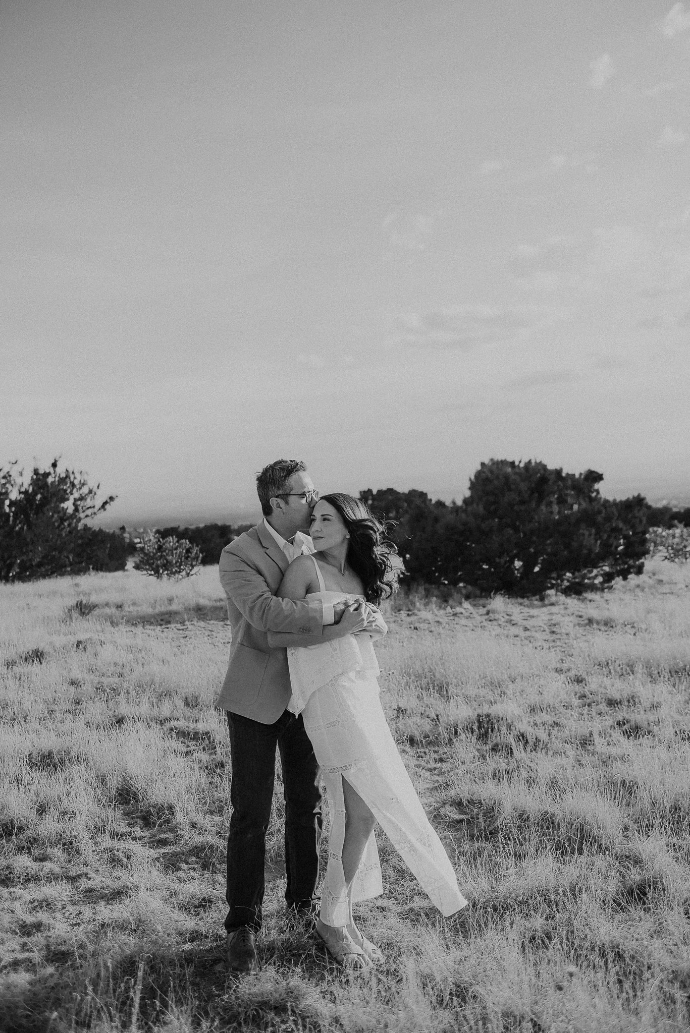 Alicia+lucia+photography+-+desert+engagement+-+southwest+engagement+-+new+mexico+engagement_0006.jpg