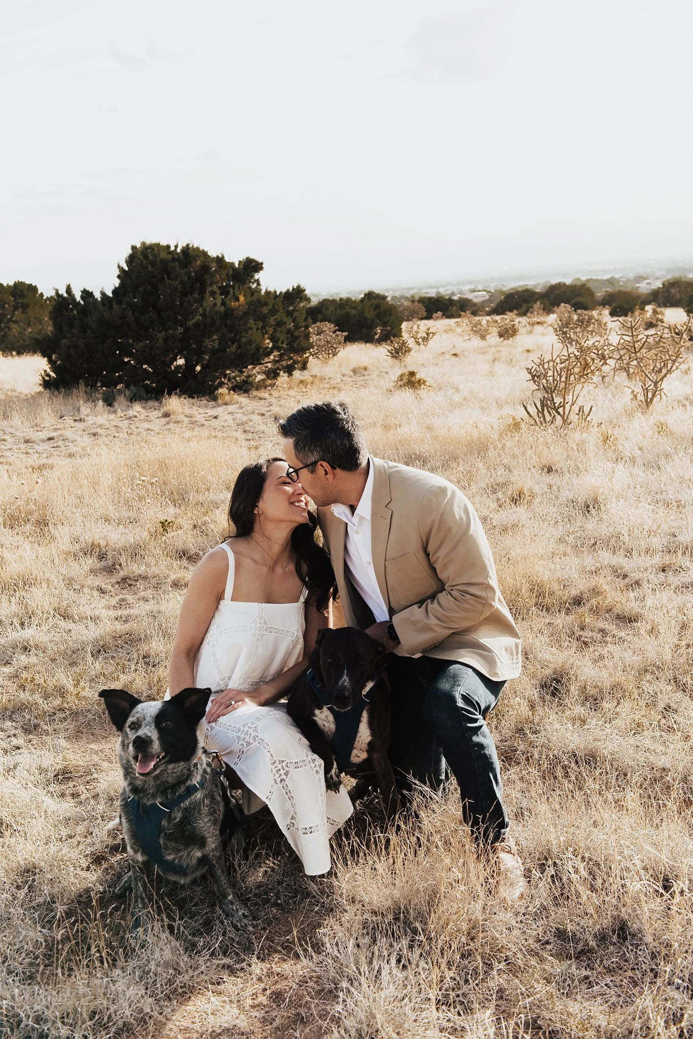Alicia+lucia+photography+-+desert+engagement+-+southwest+engagement+-+new+mexico+engagement_0015.jpg