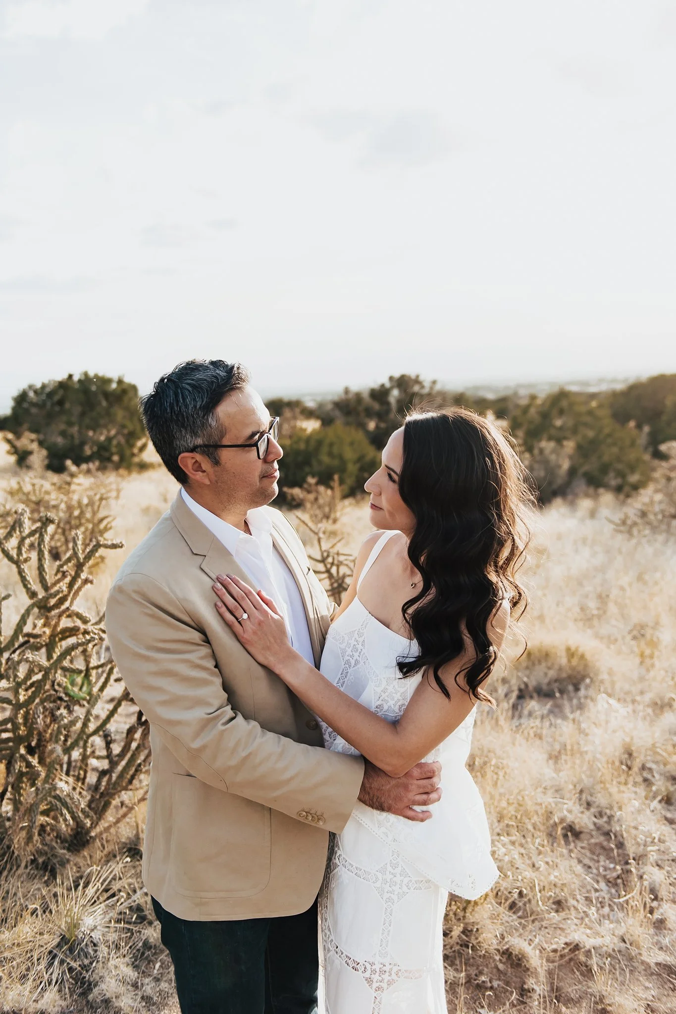 Alicia+lucia+photography+-+desert+engagement+-+southwest+engagement+-+new+mexico+engagement_0019.jpg