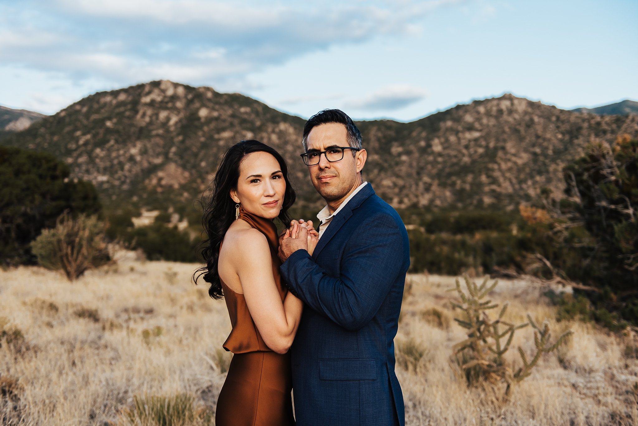 Alicia+lucia+photography+-+desert+engagement+-+southwest+engagement+-+new+mexico+engagement_0037.jpg