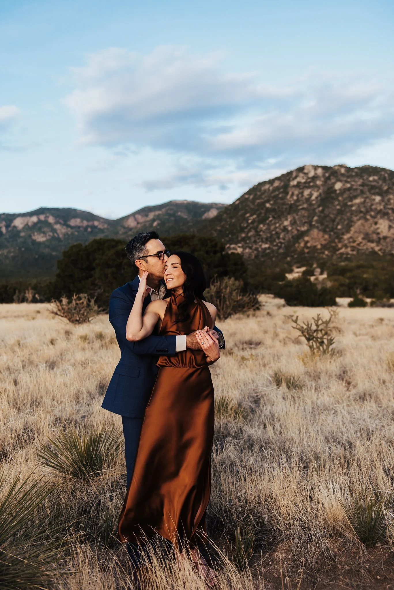 Alicia+lucia+photography+-+desert+engagement+-+southwest+engagement+-+new+mexico+engagement_0045.jpg