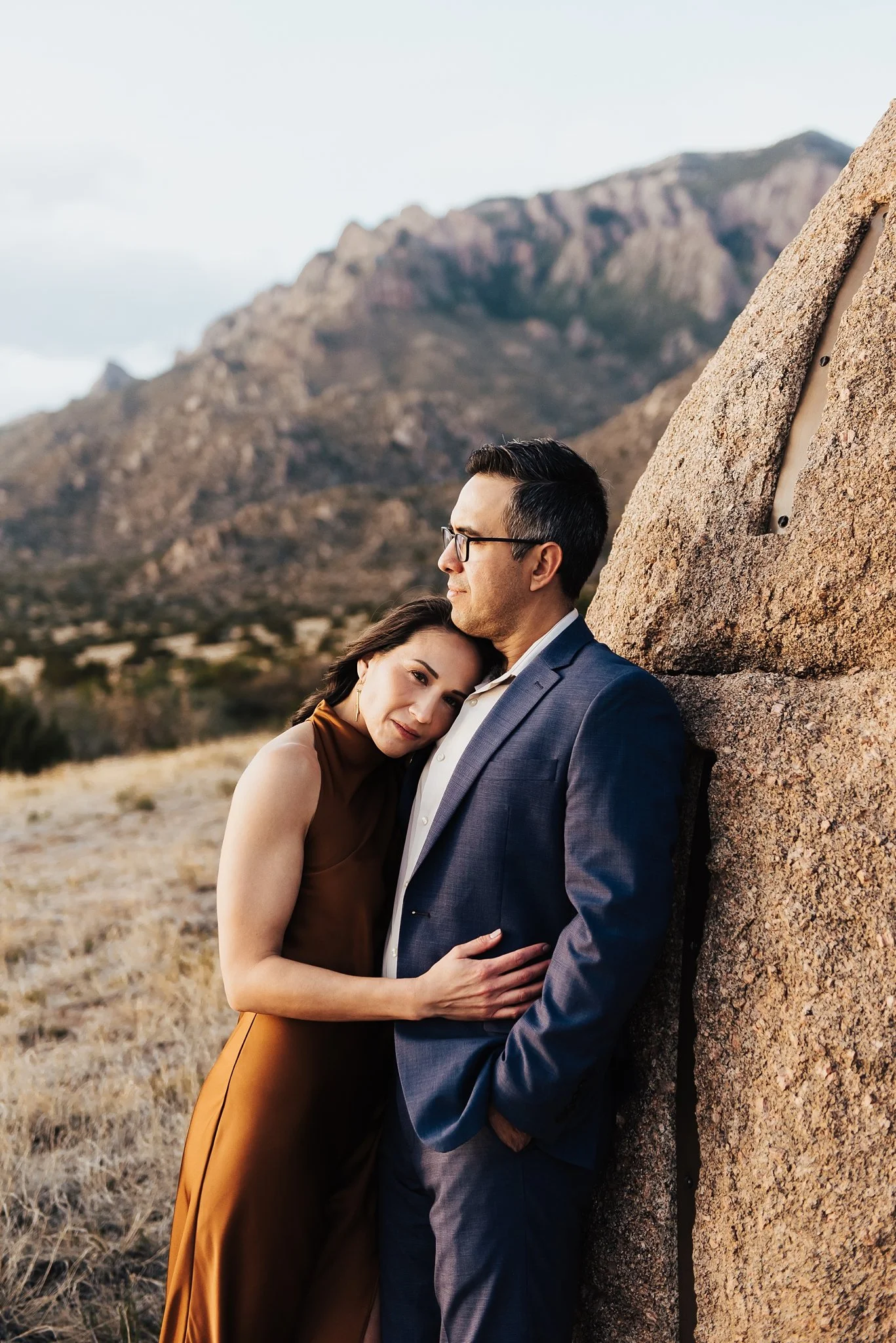 Alicia+lucia+photography+-+desert+engagement+-+southwest+engagement+-+new+mexico+engagement_0053.jpg