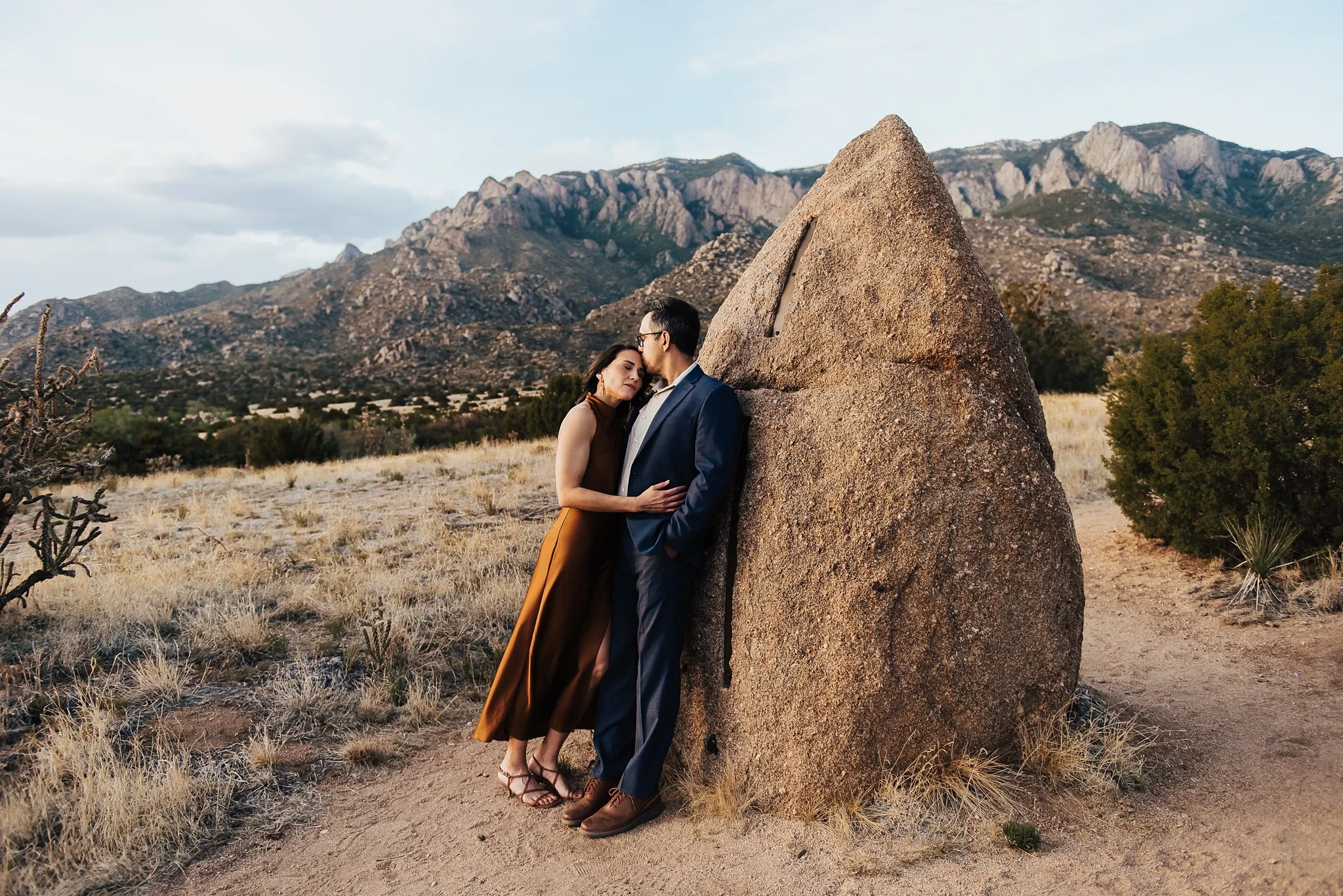 Alicia+lucia+photography+-+desert+engagement+-+southwest+engagement+-+new+mexico+engagement_0052.jpg