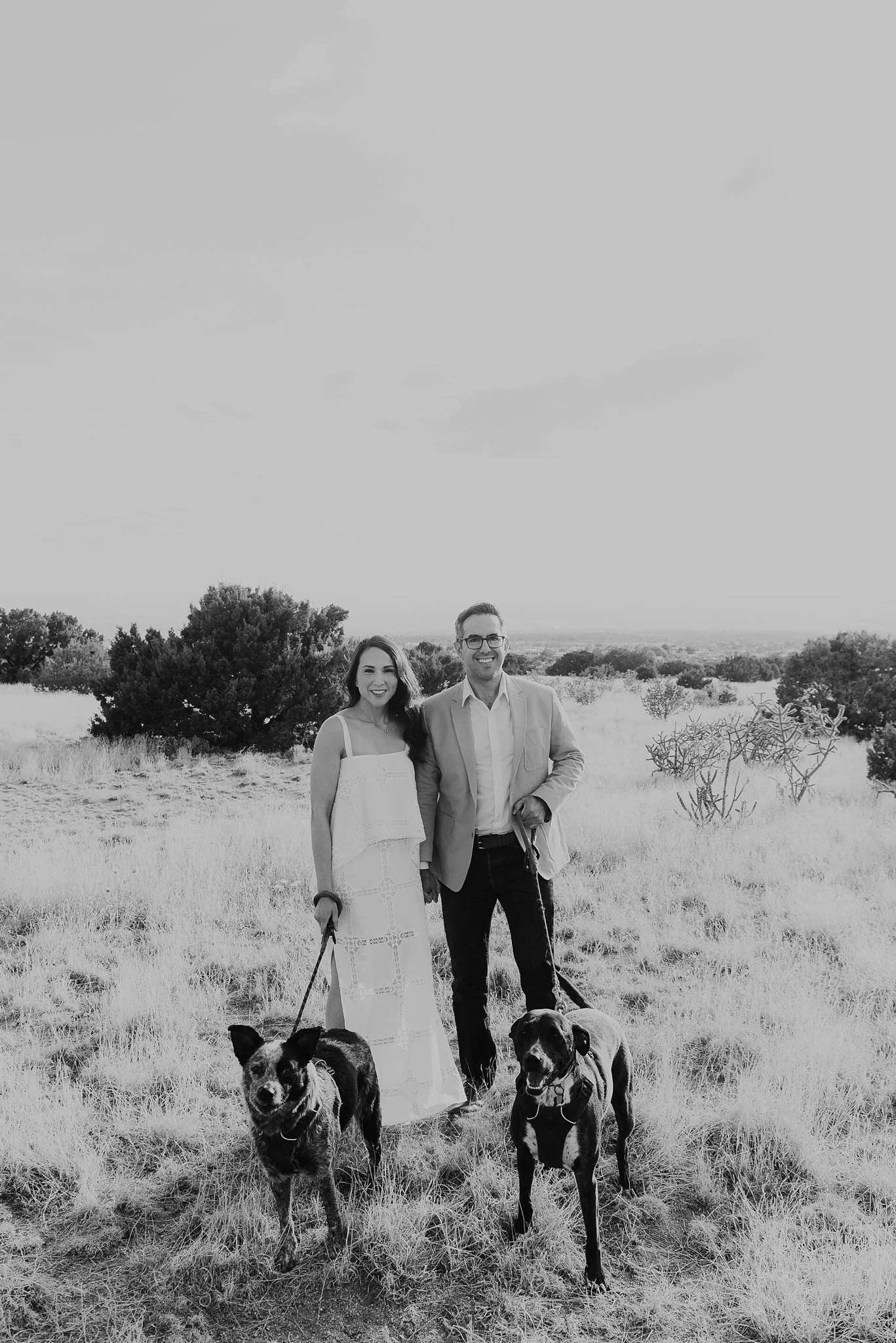 Alicia+lucia+photography+-+desert+engagement+-+southwest+engagement+-+new+mexico+engagement_0058.jpg