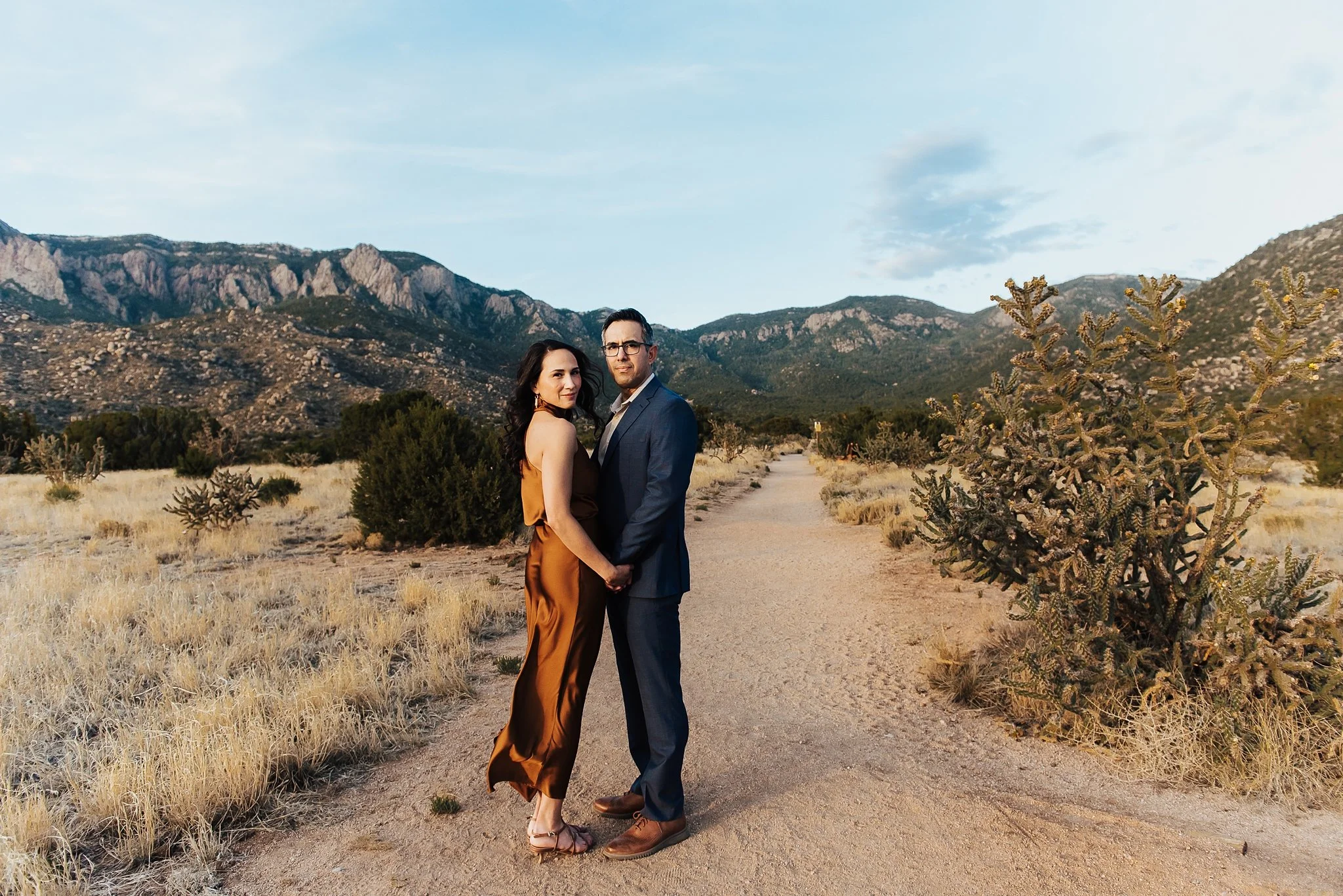 Alicia+lucia+photography+-+desert+engagement+-+southwest+engagement+-+new+mexico+engagement_0059.jpg