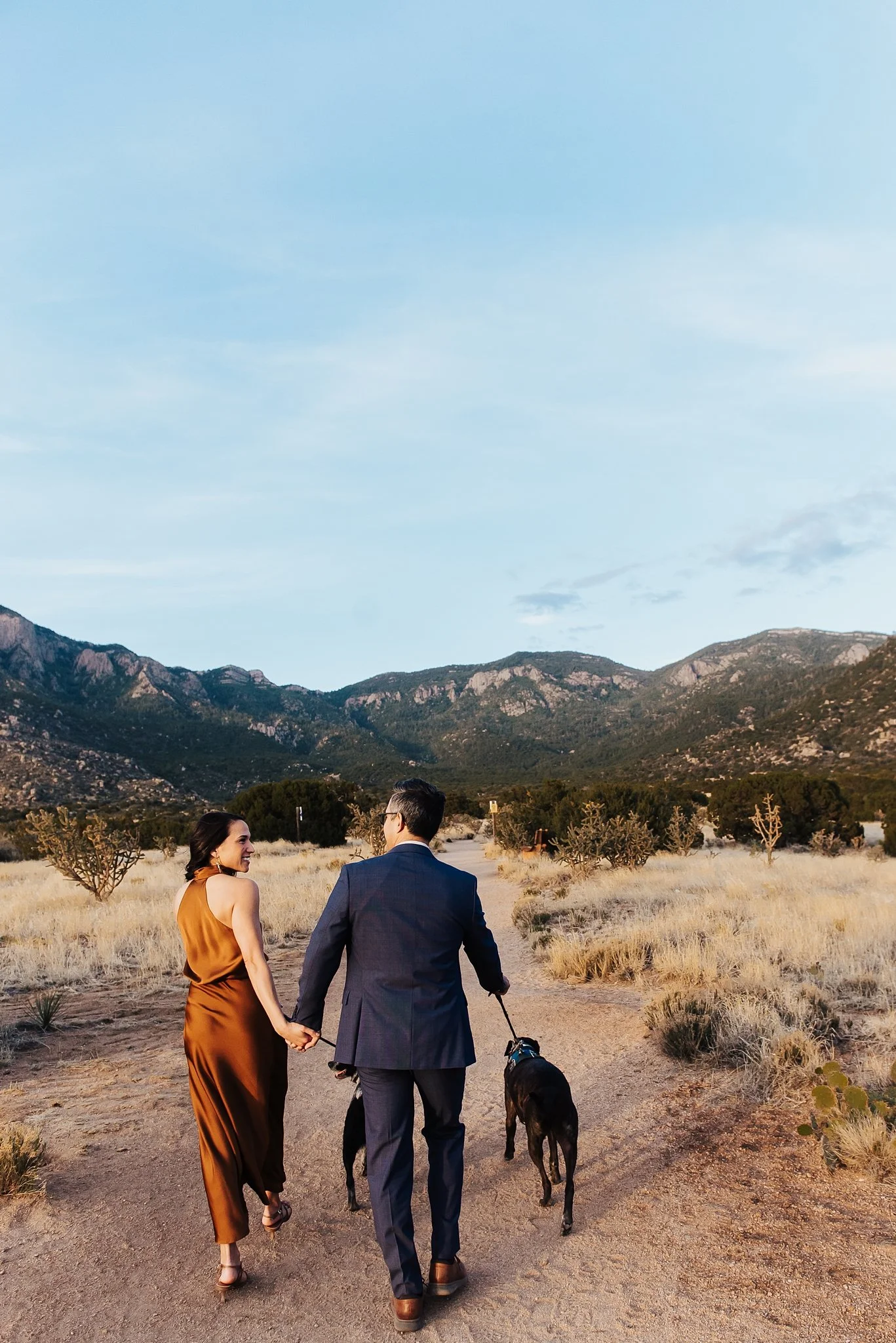 Alicia+lucia+photography+-+desert+engagement+-+southwest+engagement+-+new+mexico+engagement_0061.jpg