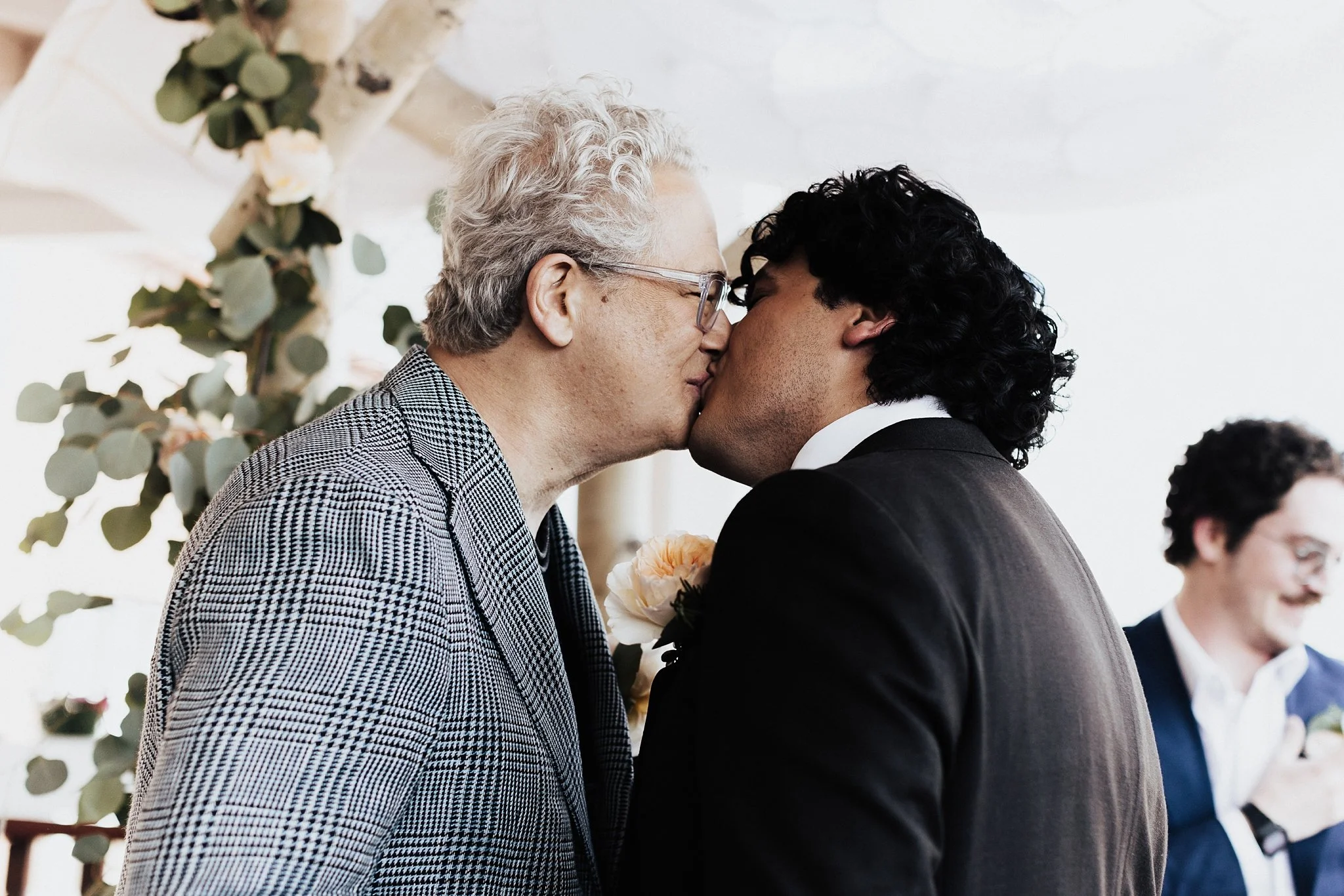 Alicia+lucia+photography+-+santa+fe+wedding+-+sunset+terrace+wedding+-+santa+fe+plaza_0032.jpg