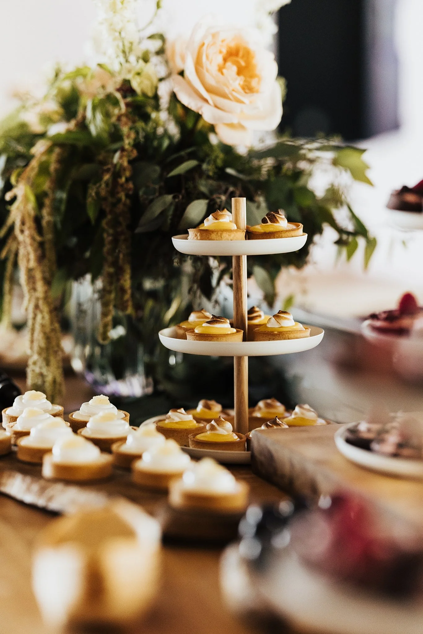 Alicia+lucia+photography+-+santa+fe+wedding+-+sunset+terrace+wedding+-+santa+fe+plaza_0088.jpg