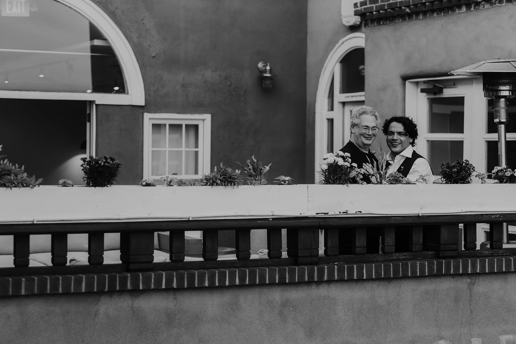 Alicia+lucia+photography+-+santa+fe+wedding+-+sunset+terrace+wedding+-+santa+fe+plaza_0128.jpg