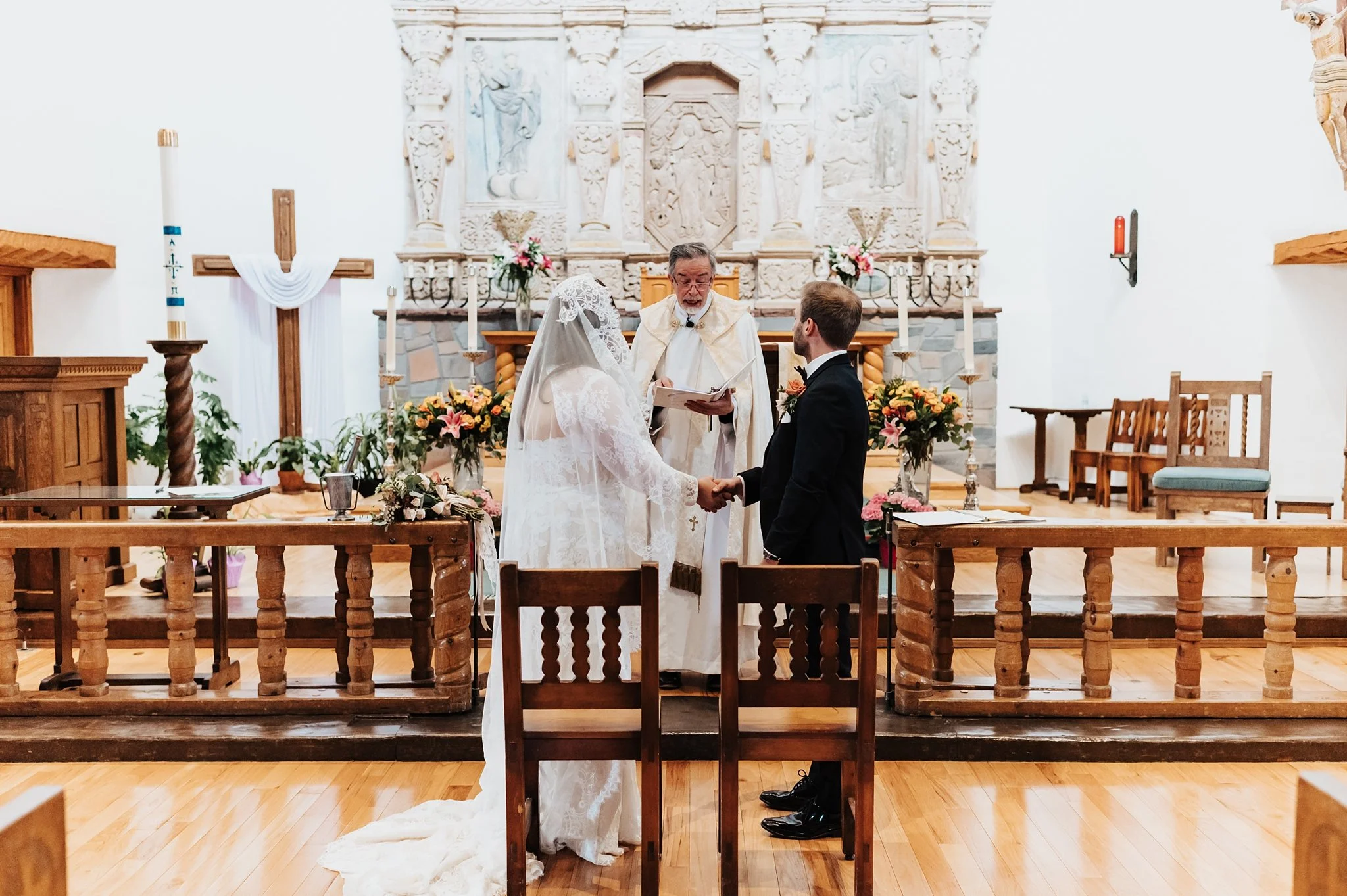 Alicia+lucia+photography+-+santa+fe+wedding+-+la+fonda+wedding+-+santa+fe+plaza+wedding_0025.jpg