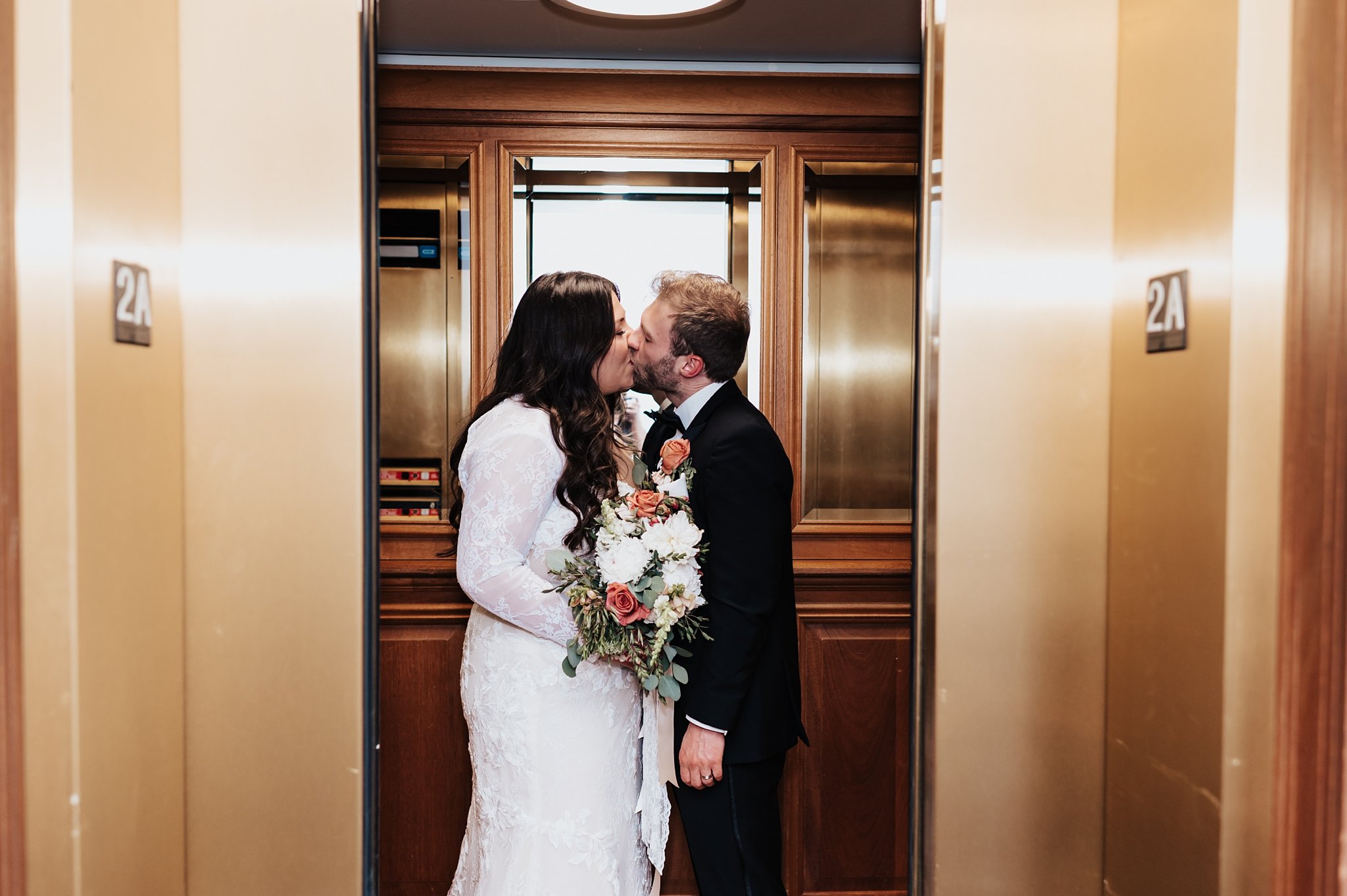 Alicia+lucia+photography+-+santa+fe+wedding+-+la+fonda+wedding+-+santa+fe+plaza+wedding_0115.jpg